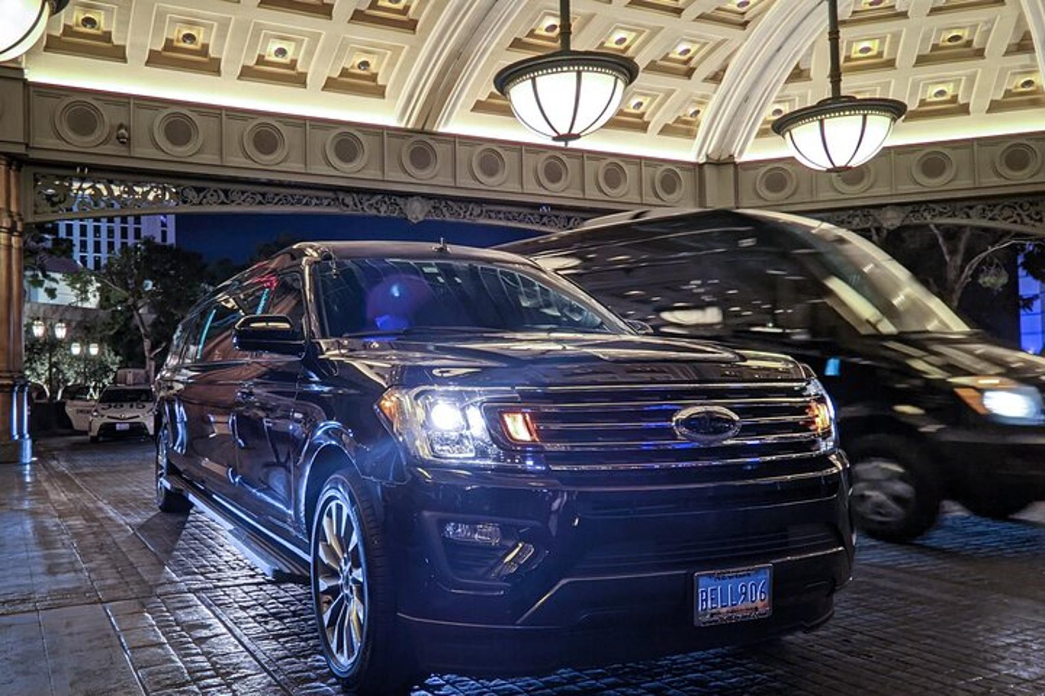 Las Vegas Limo Experience with Champagne & Charcuterie 3 hr - Image 3