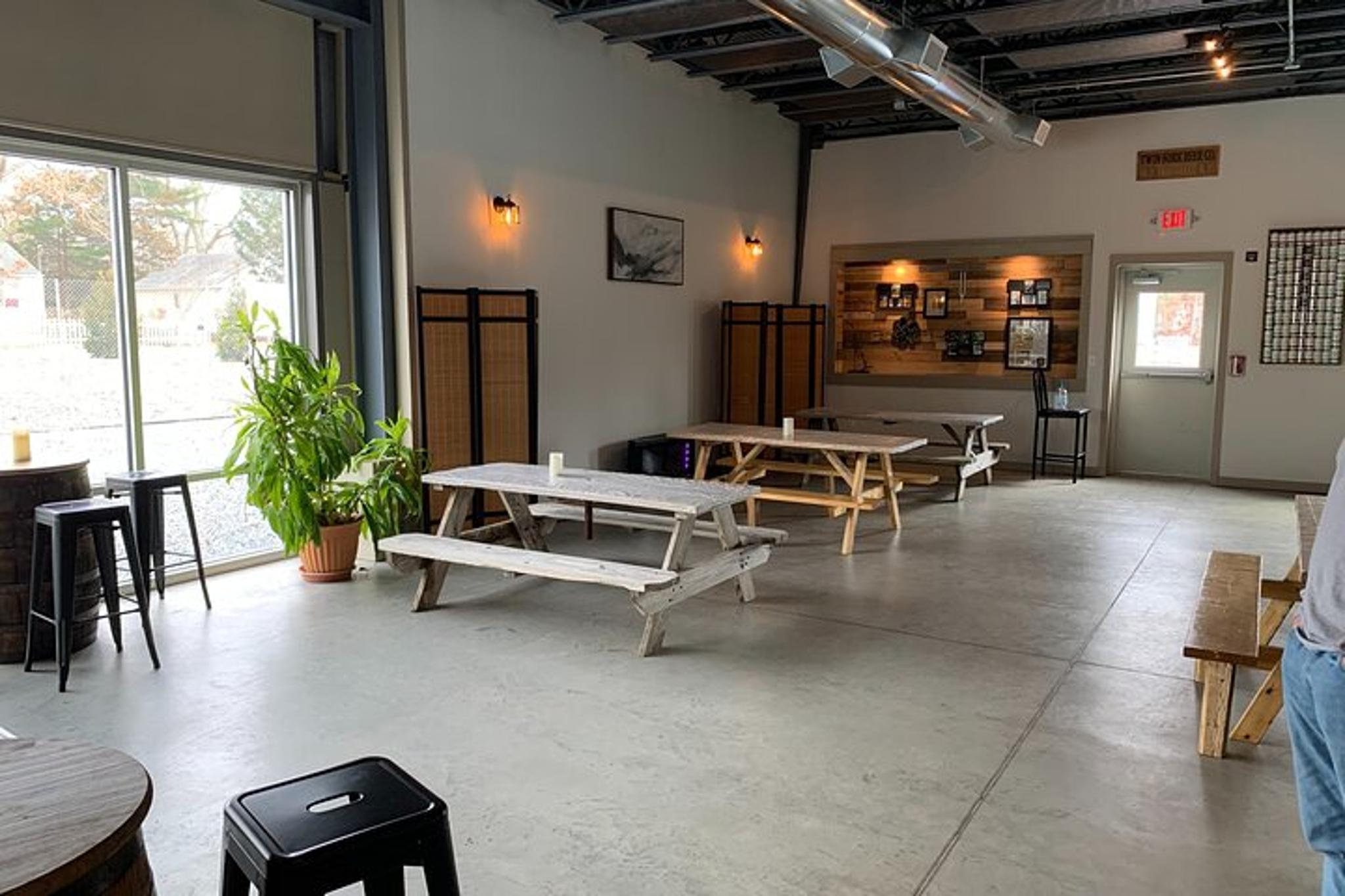 Long Island Brewery Tour - Image 5