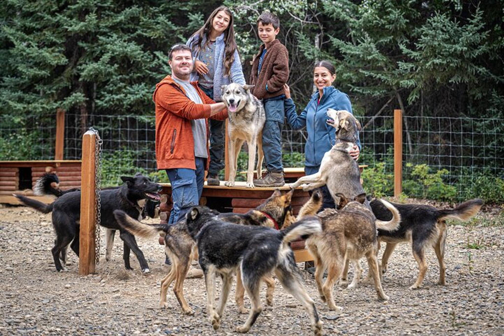 Two Rivers Sled Dog Experience 1 Hour - Image 3