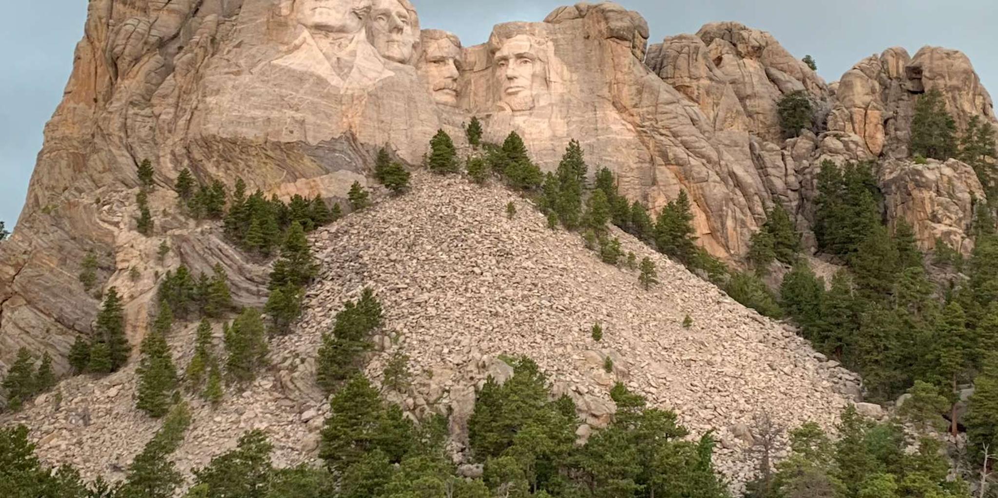 Mt Rushmore Monument Tour with Crazy Horse and Custer State Park - Image 2