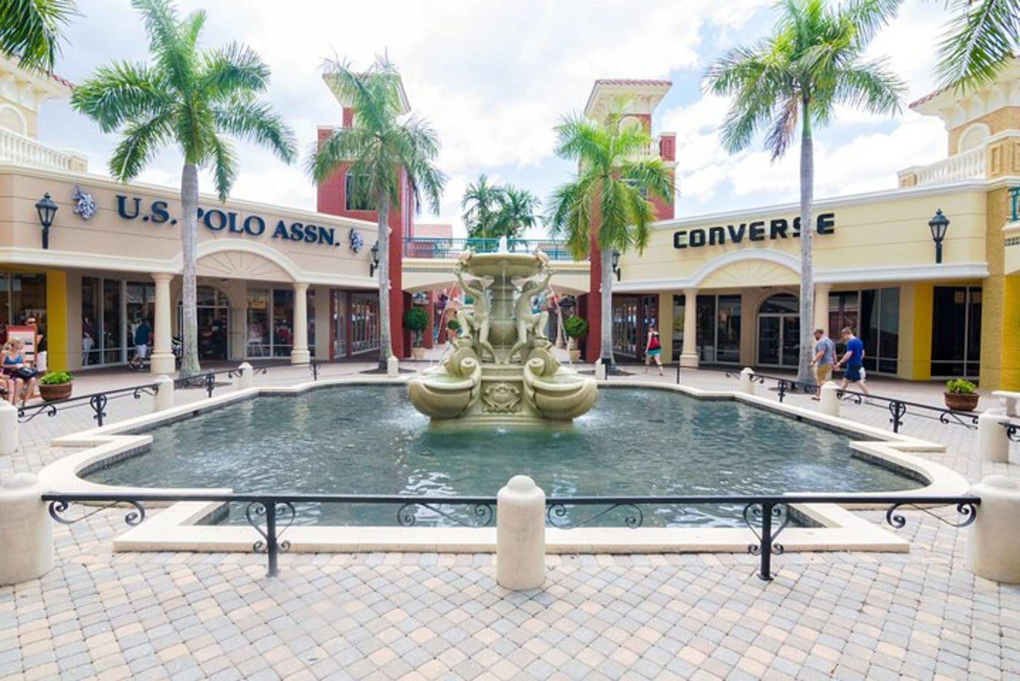 Fort Myers Shopping Tour to Miromar Outlets