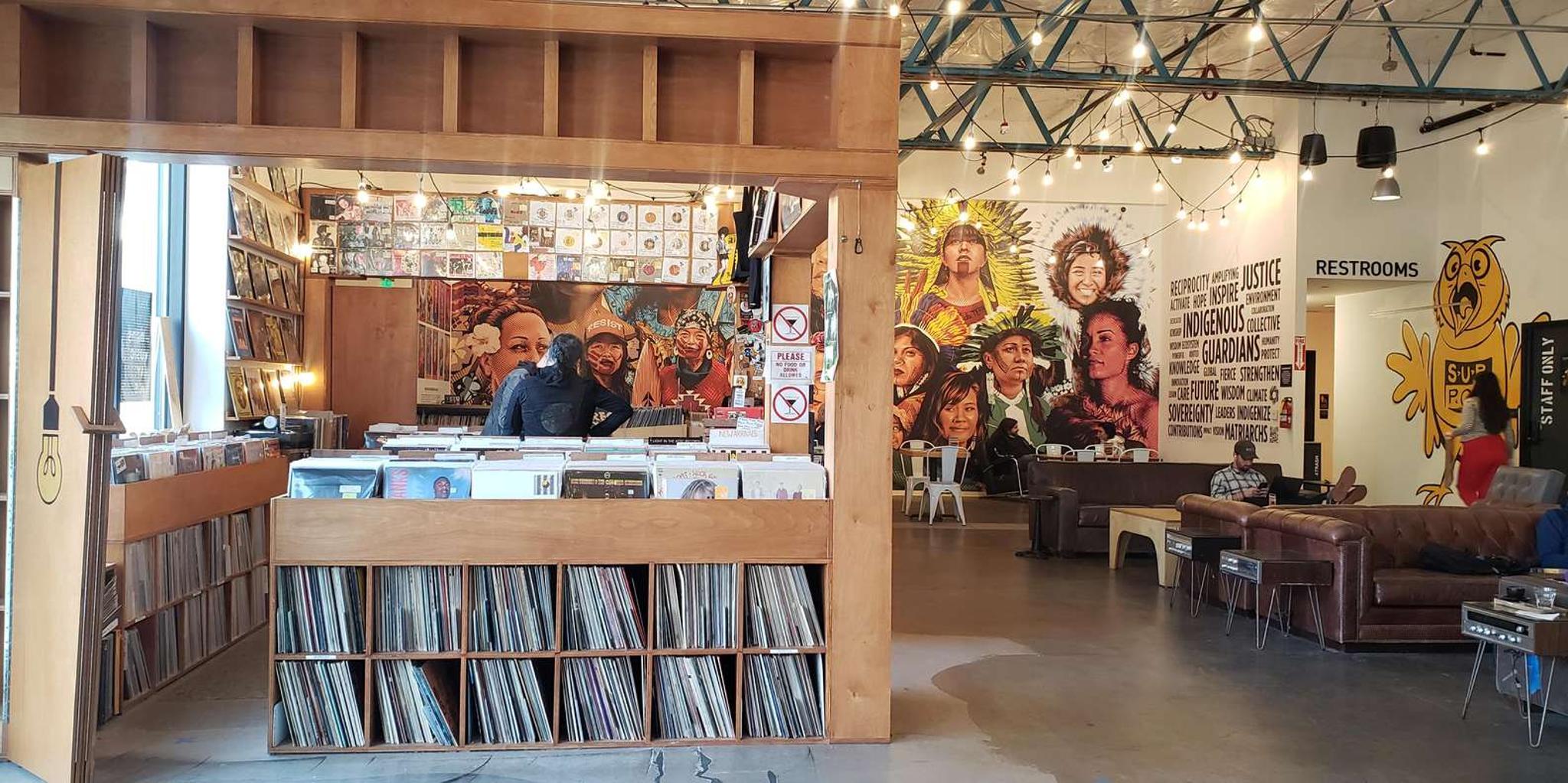 Seattle Space Needle & Center Private Tour - Image 2