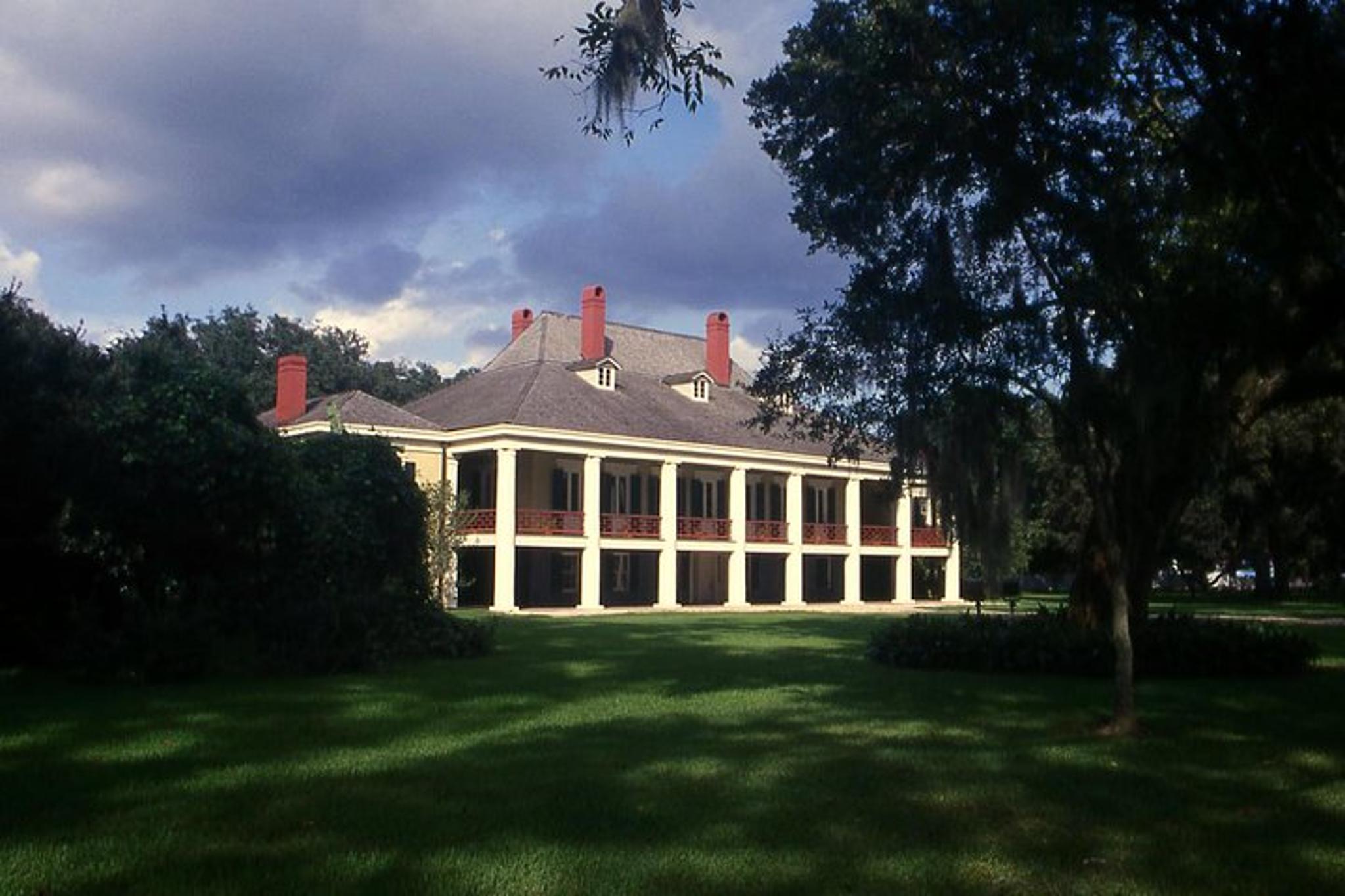 New Orleans City and Plantation Driving Tour - Image 2