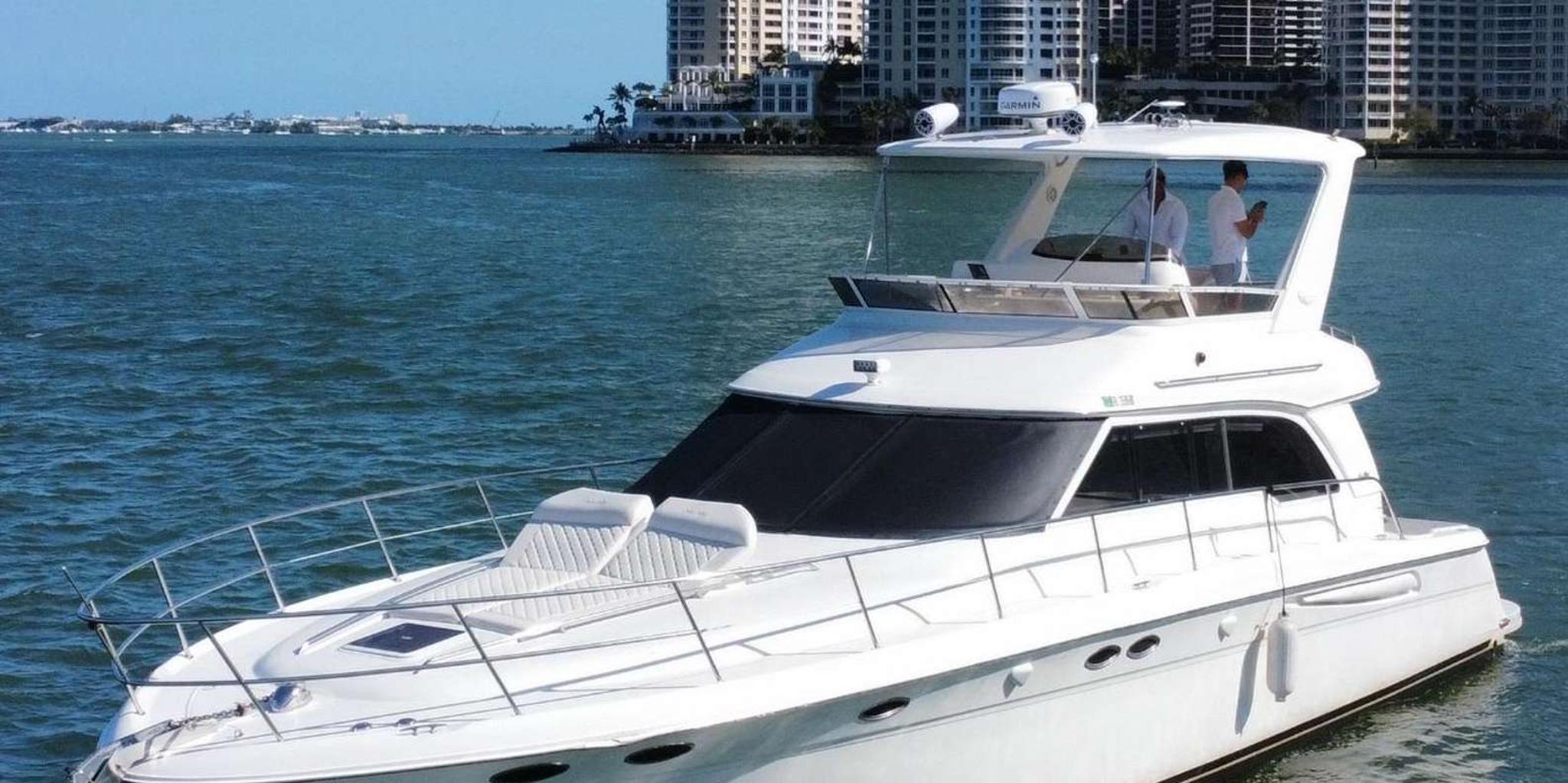 Miami Beach Yacht Cruise Biscayne Bay 4 hr - Image 2