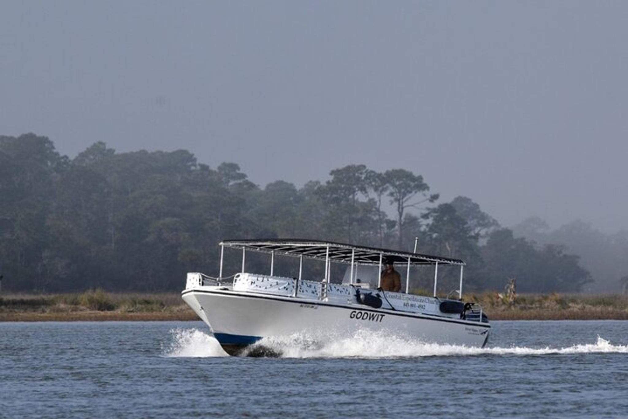 Beaufort Historical Bus and Boat Tour - Image 2