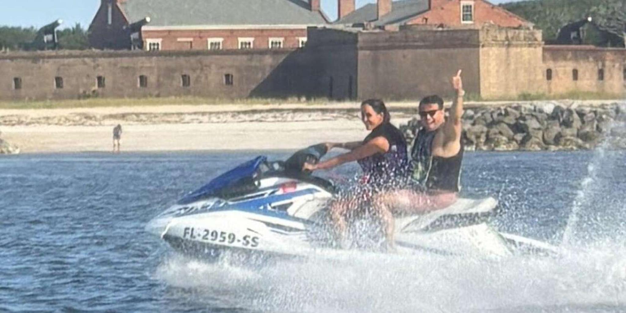 Jacksonville Jet Ski Rental on the Ortega River - Image 3