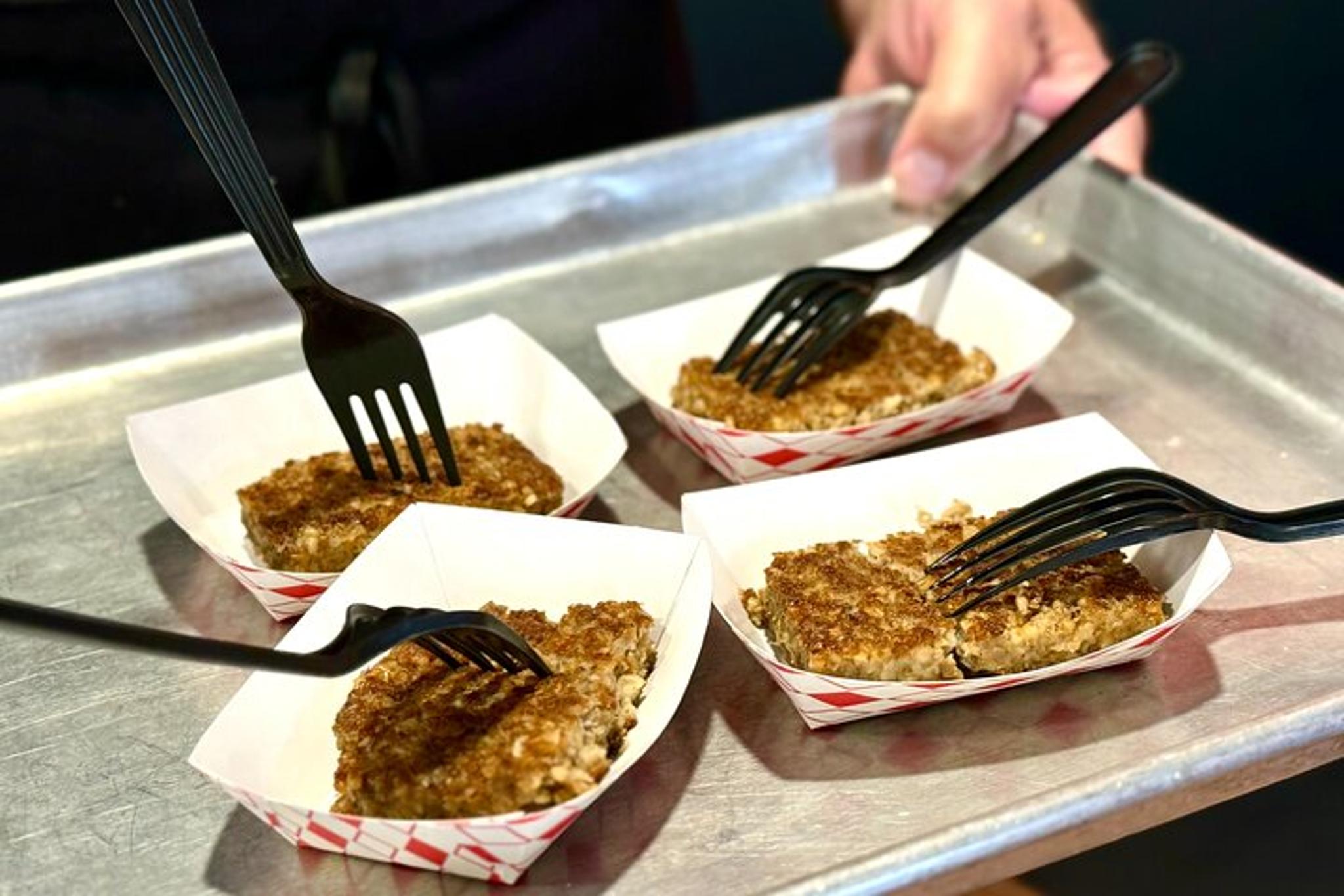 Cincinnati Food Tour with 6 Local Delicacies - Image 4
