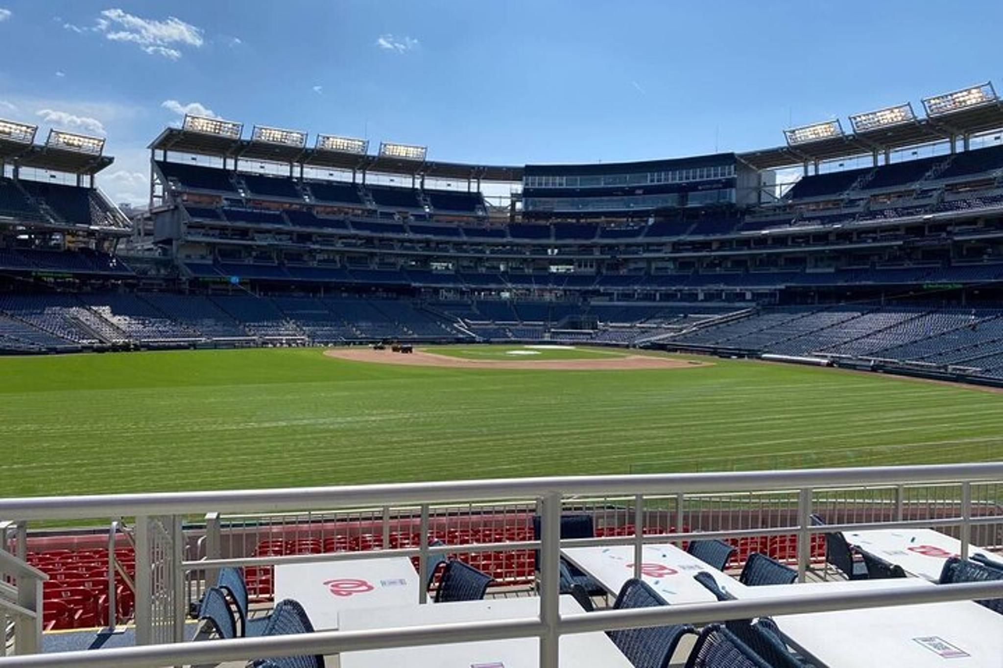 Washington Nationals Baseball Game - Image 4