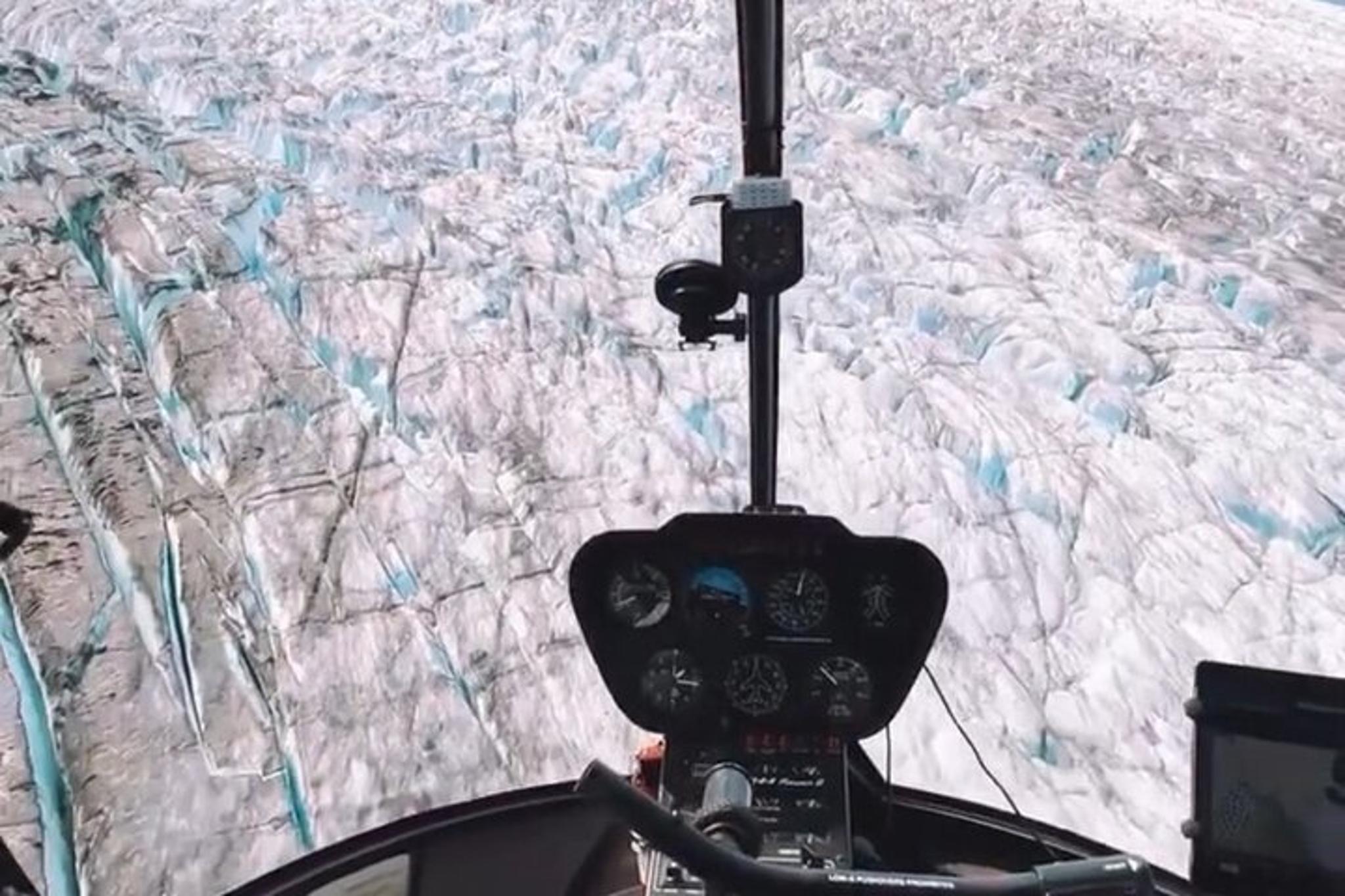 Seward Helicopter Tour Over Bear Glacier 30 min - Image 4