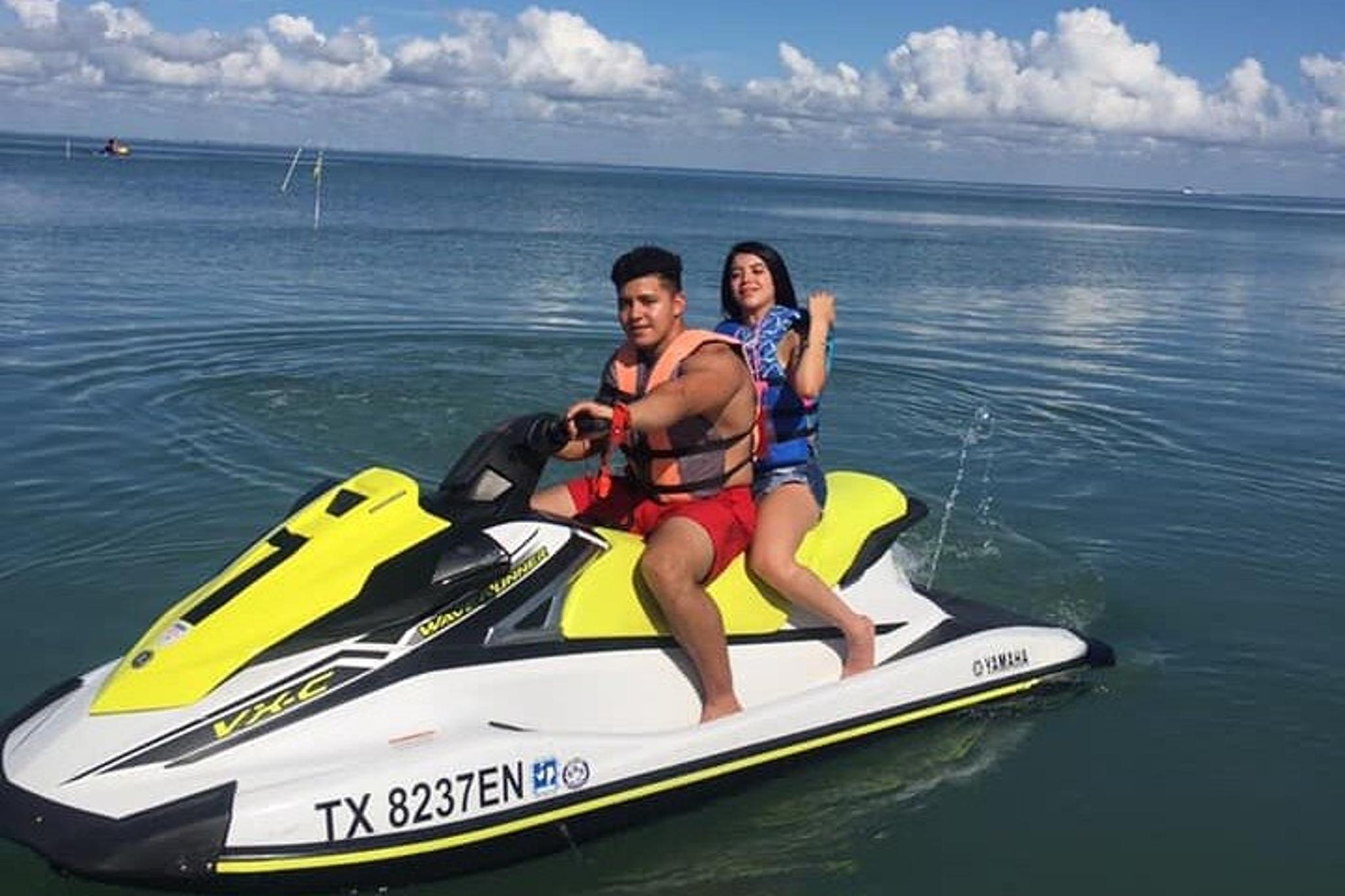 South Padre Island Jetski Rental 45 Min - Image 4