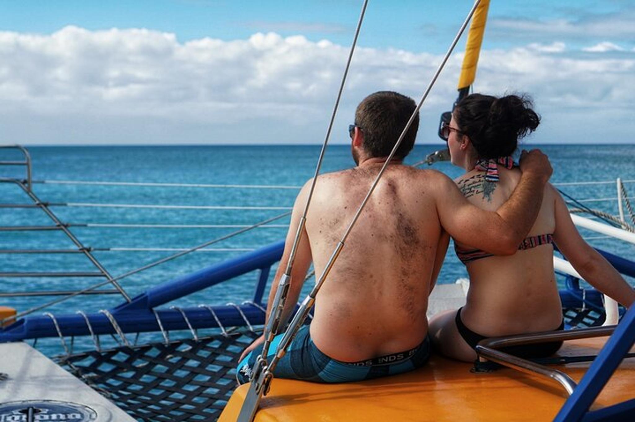 Honolulu South Shore Sail Charter 90 Min - Image 6