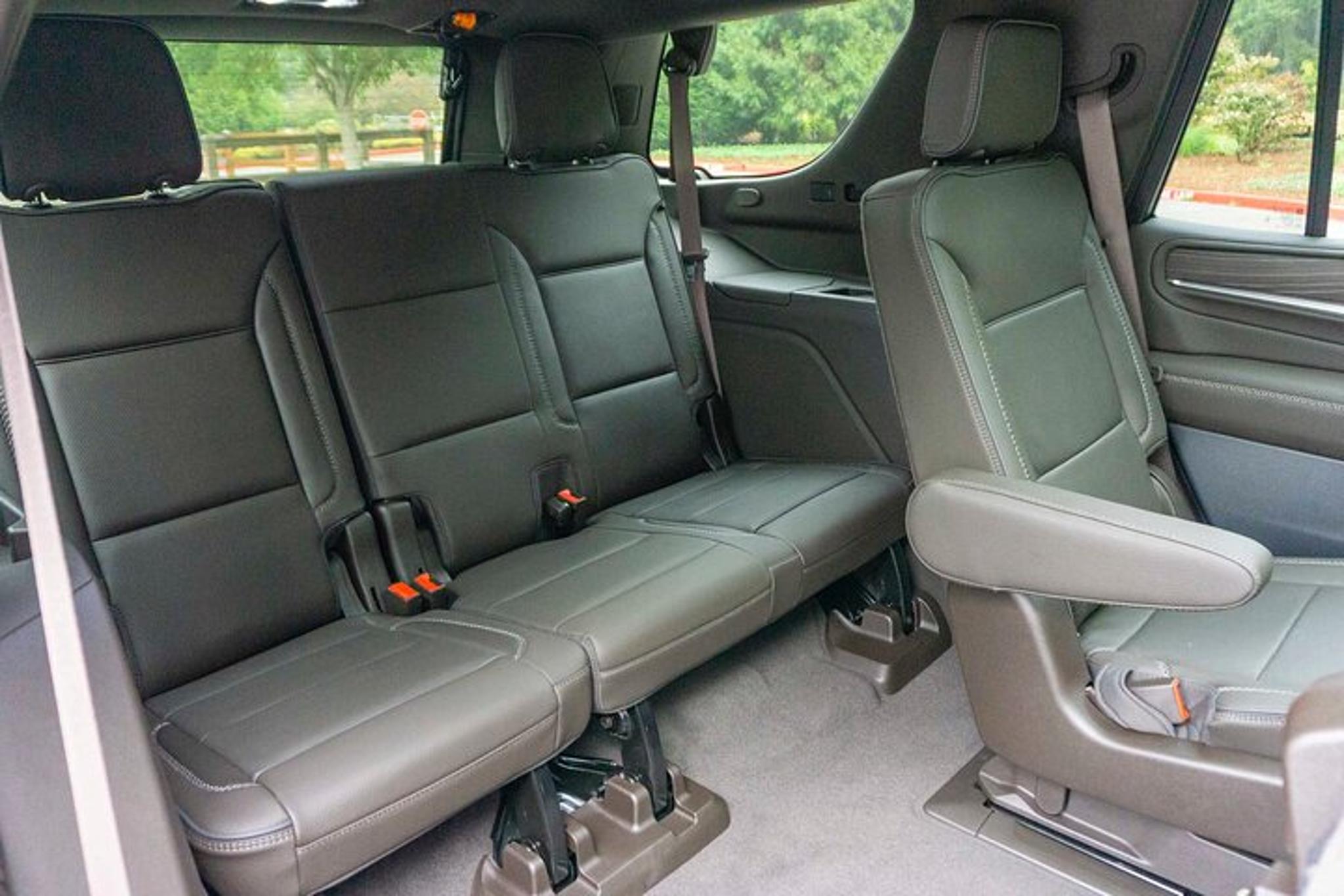 Chicago Airport SUV Transfer - Image 6