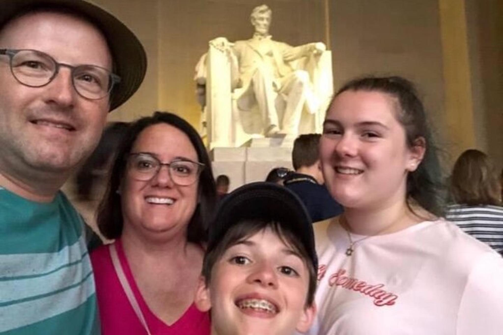Washington DC Guided Tour and Airport Transfer - Image 5