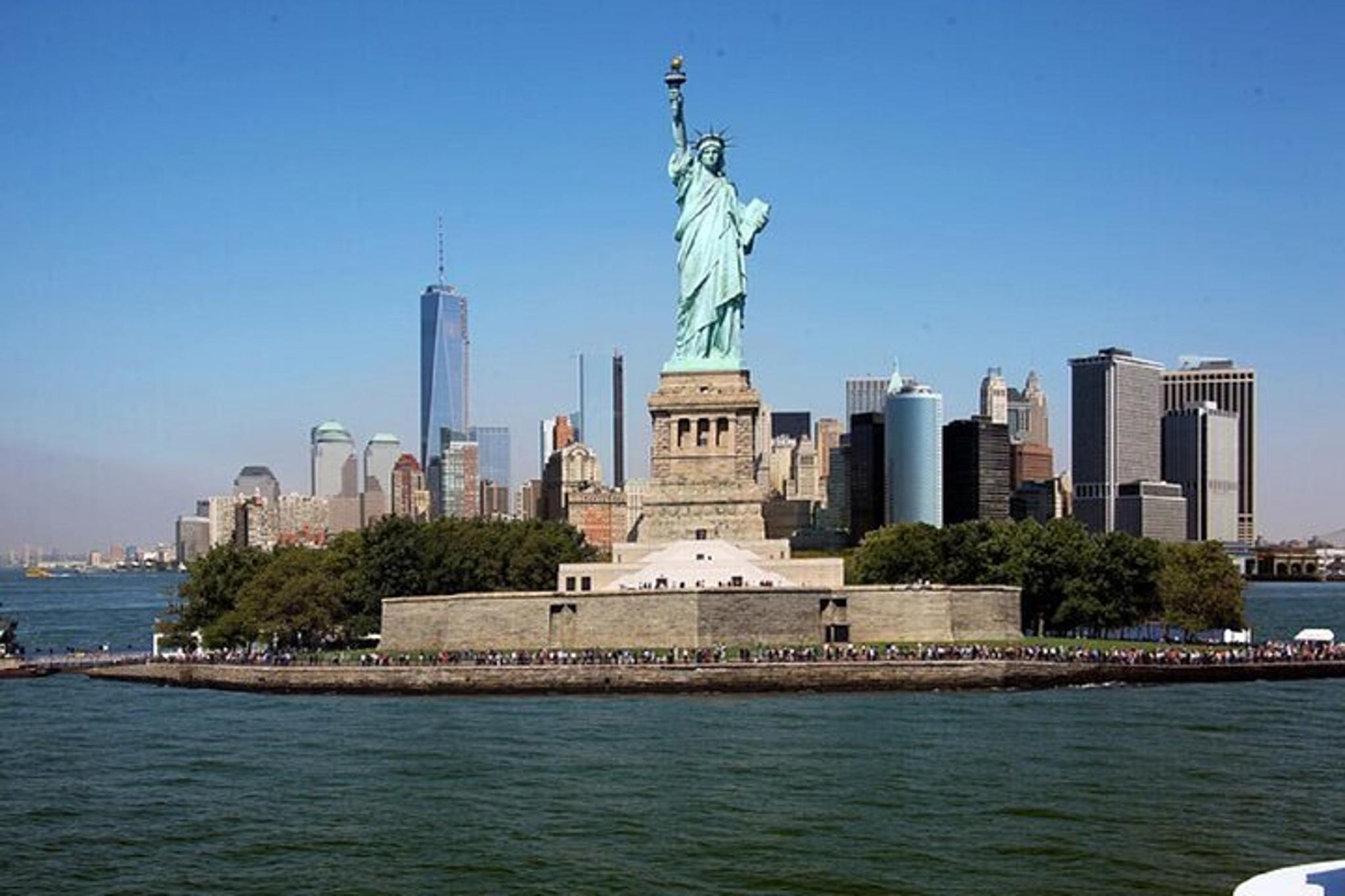 New York to Niagara Falls 6-Day Tour - Image 2