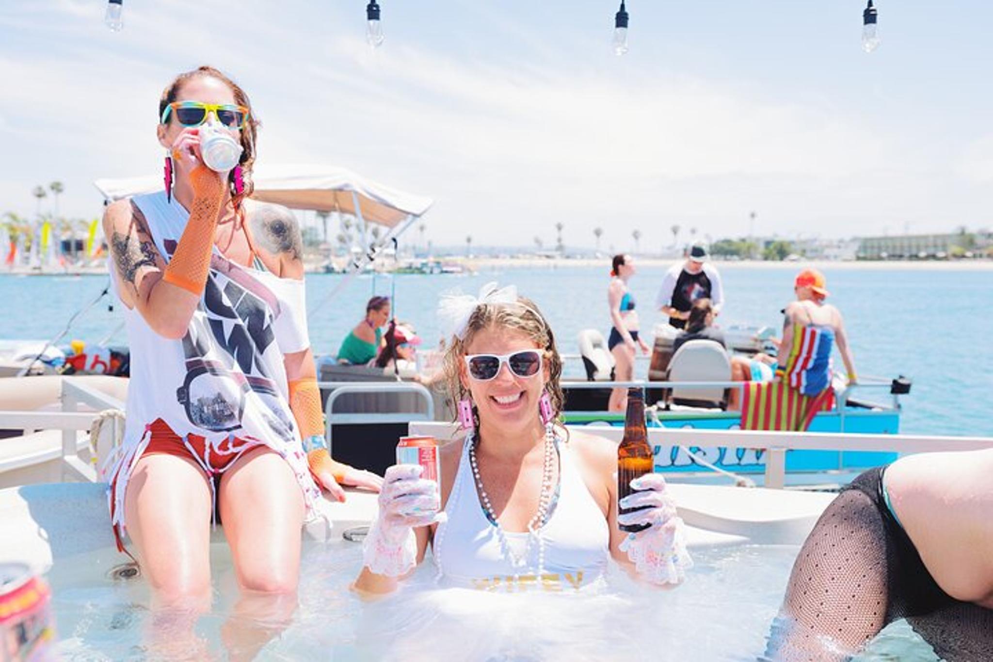 San Diego Hot Tub Boat Cruise 2 hr - Image 4