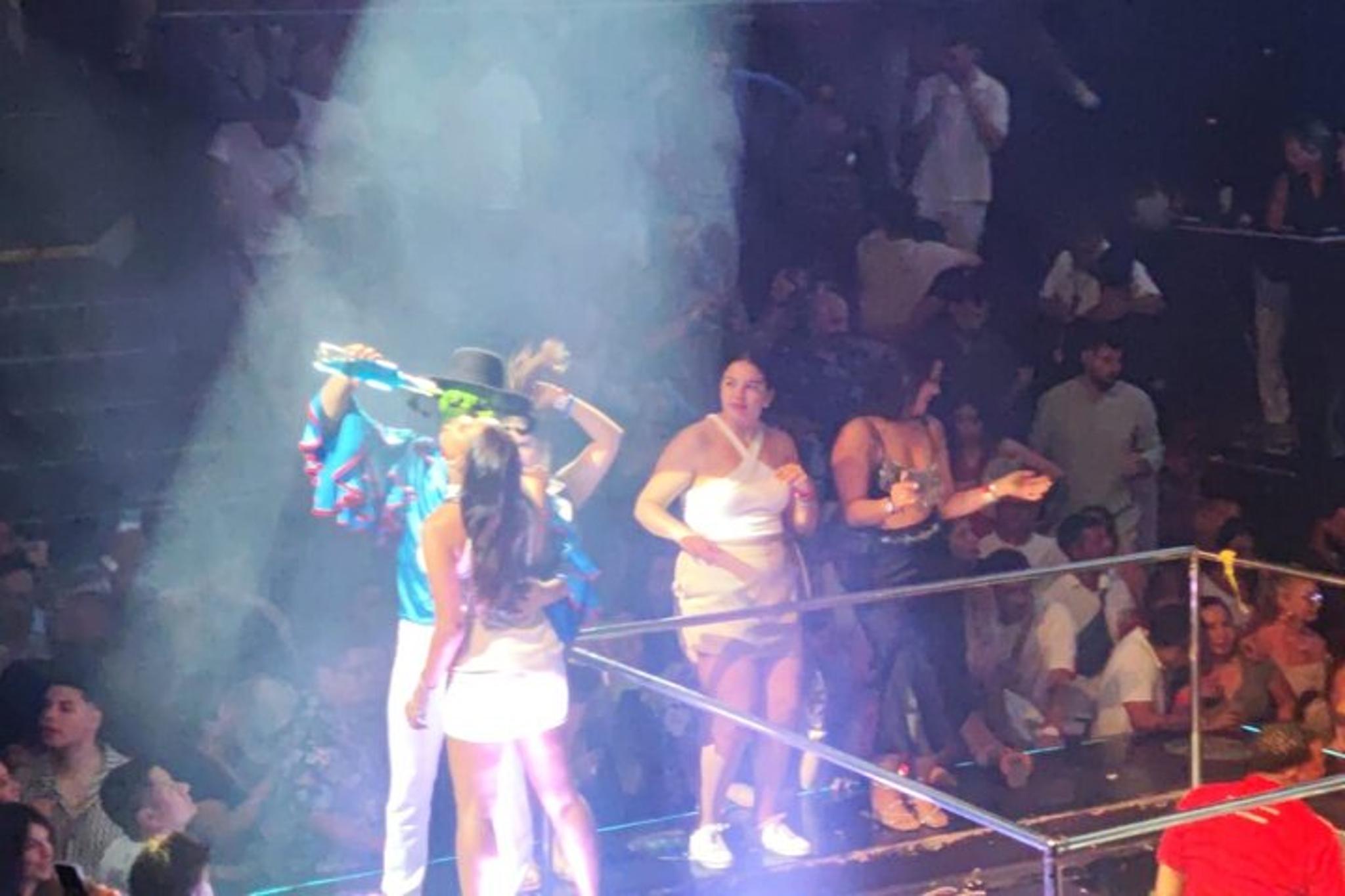 Punta Cana Coco Bongo Entrance & Transportation - Image 5