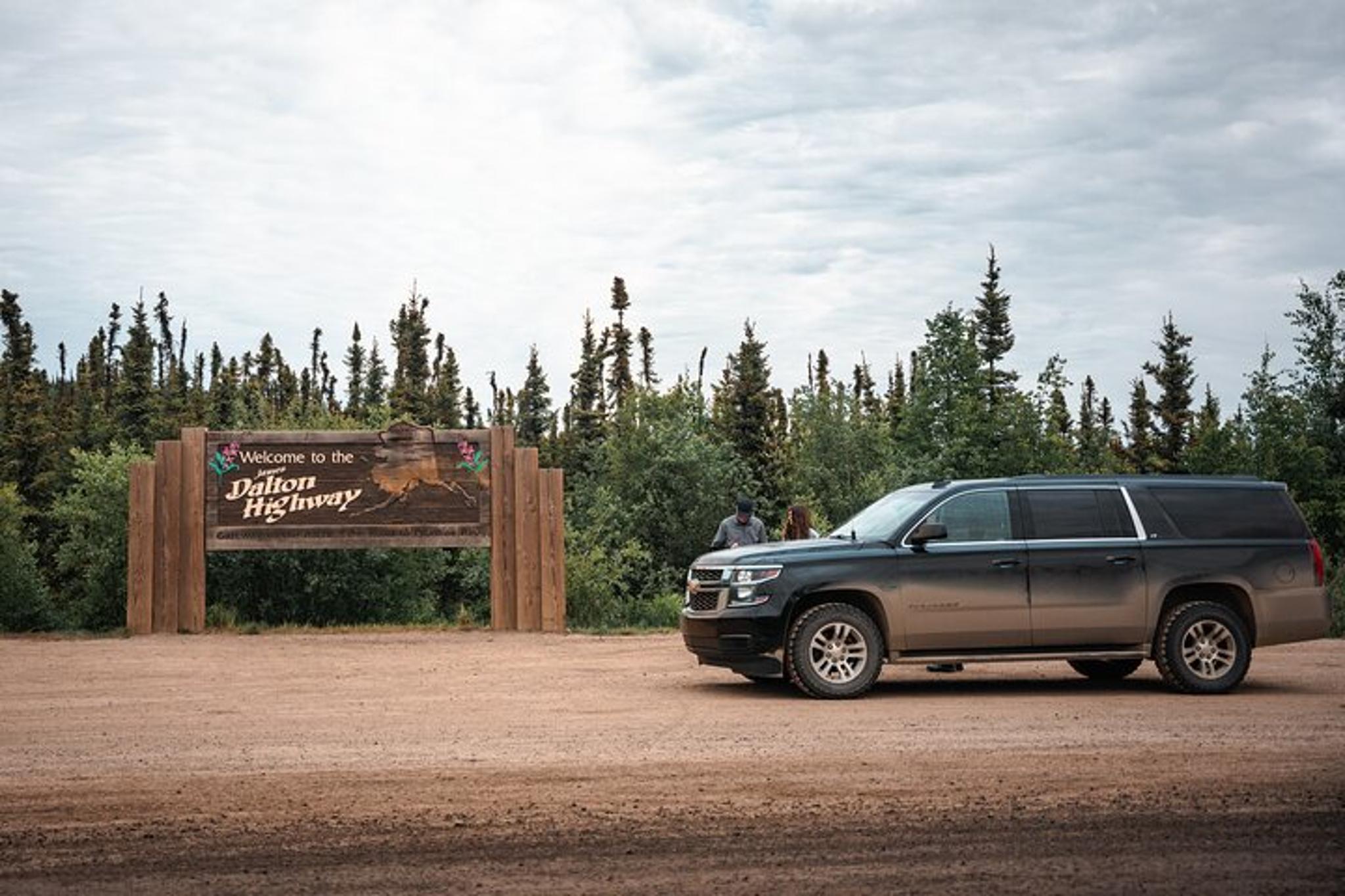 Fairbanks Arctic Circle Experience with Lunch - Image 6