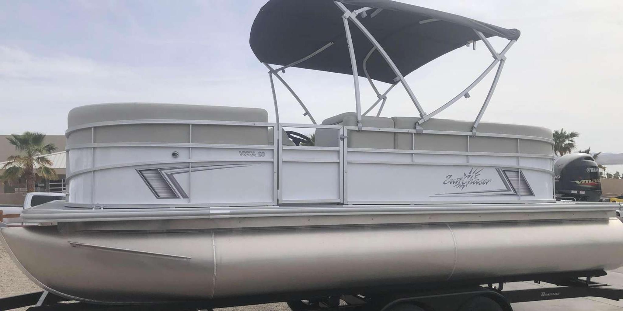 Lake Havasu Pontoon Boat Rental - Image 6