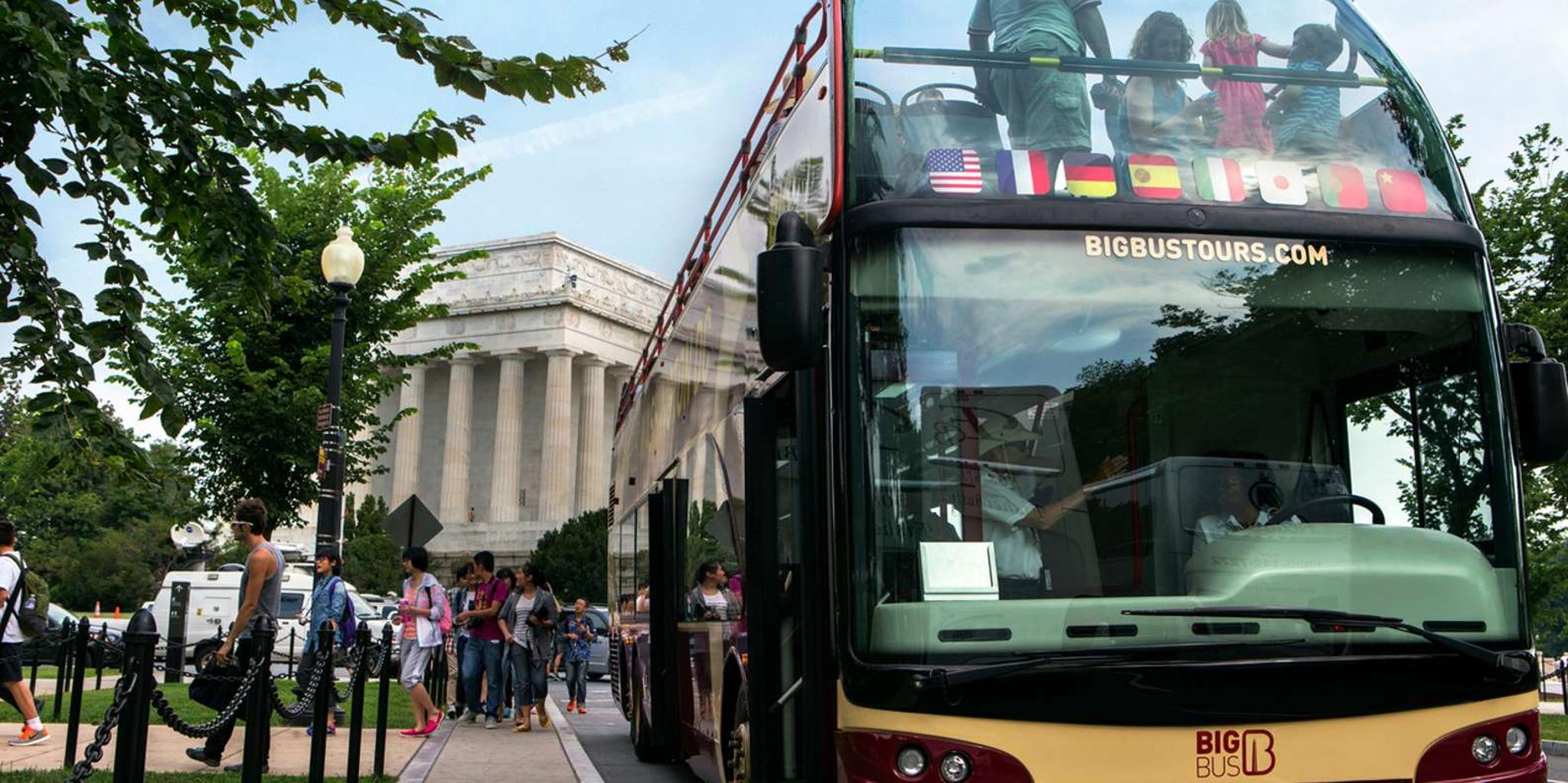 Washington DC Hop-On Hop-Off Tour with Arlington Walk - Image 6