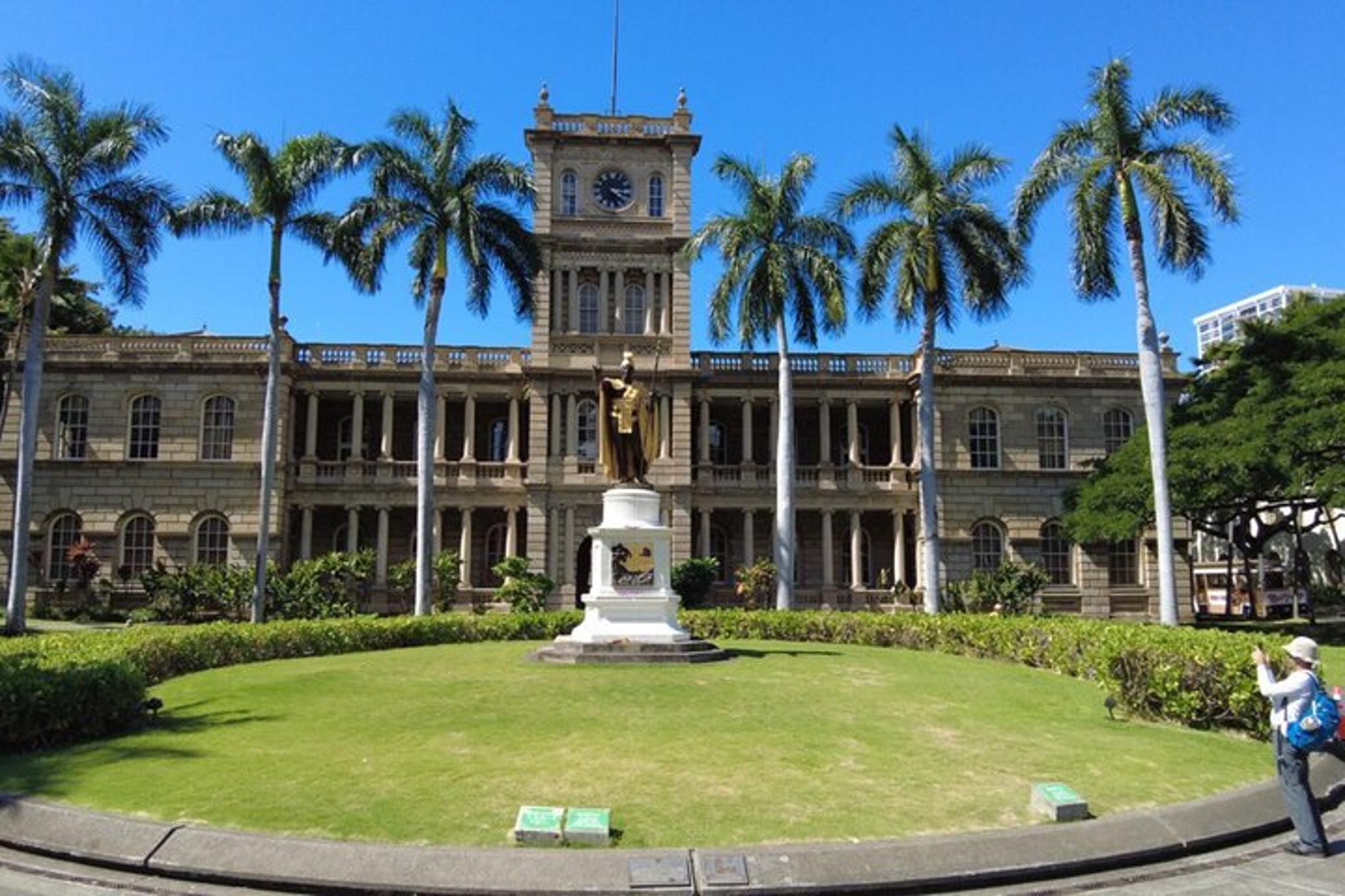 Honolulu Pearl Harbor and Downtown Tour 4 hr - Image 3