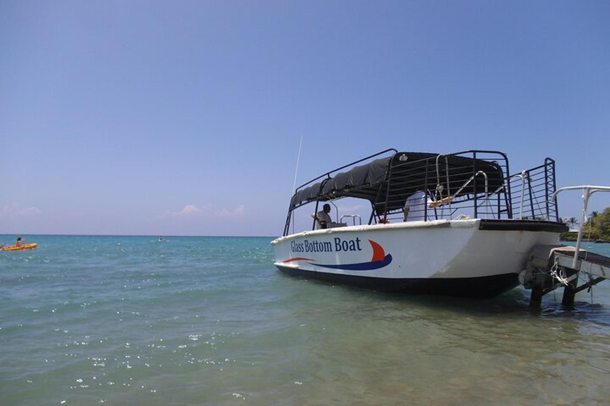 Waikoloa Glass-Bottom Boat Cruise - Image 5