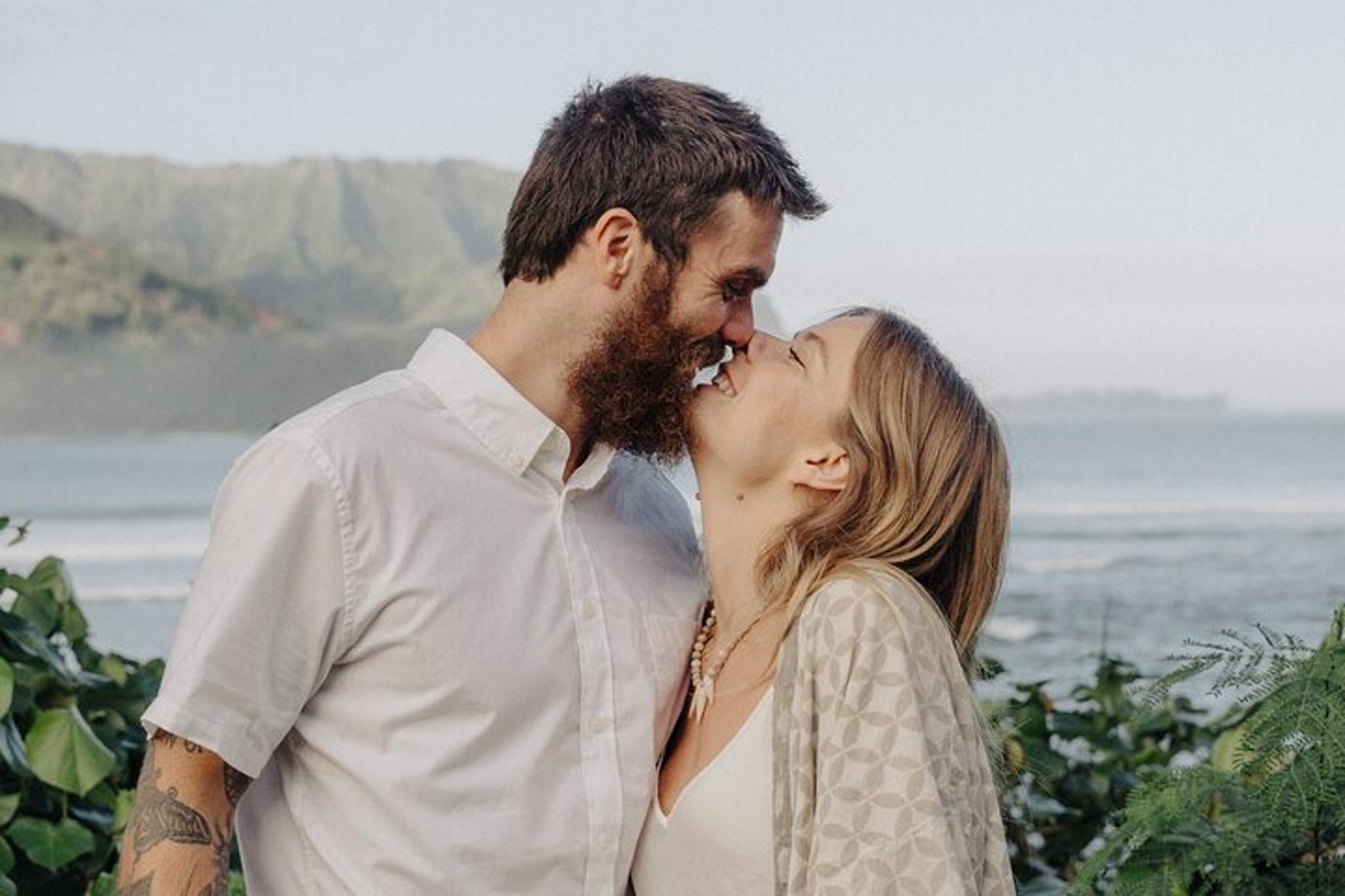 Kauai North Shore Photo Session - Image 3