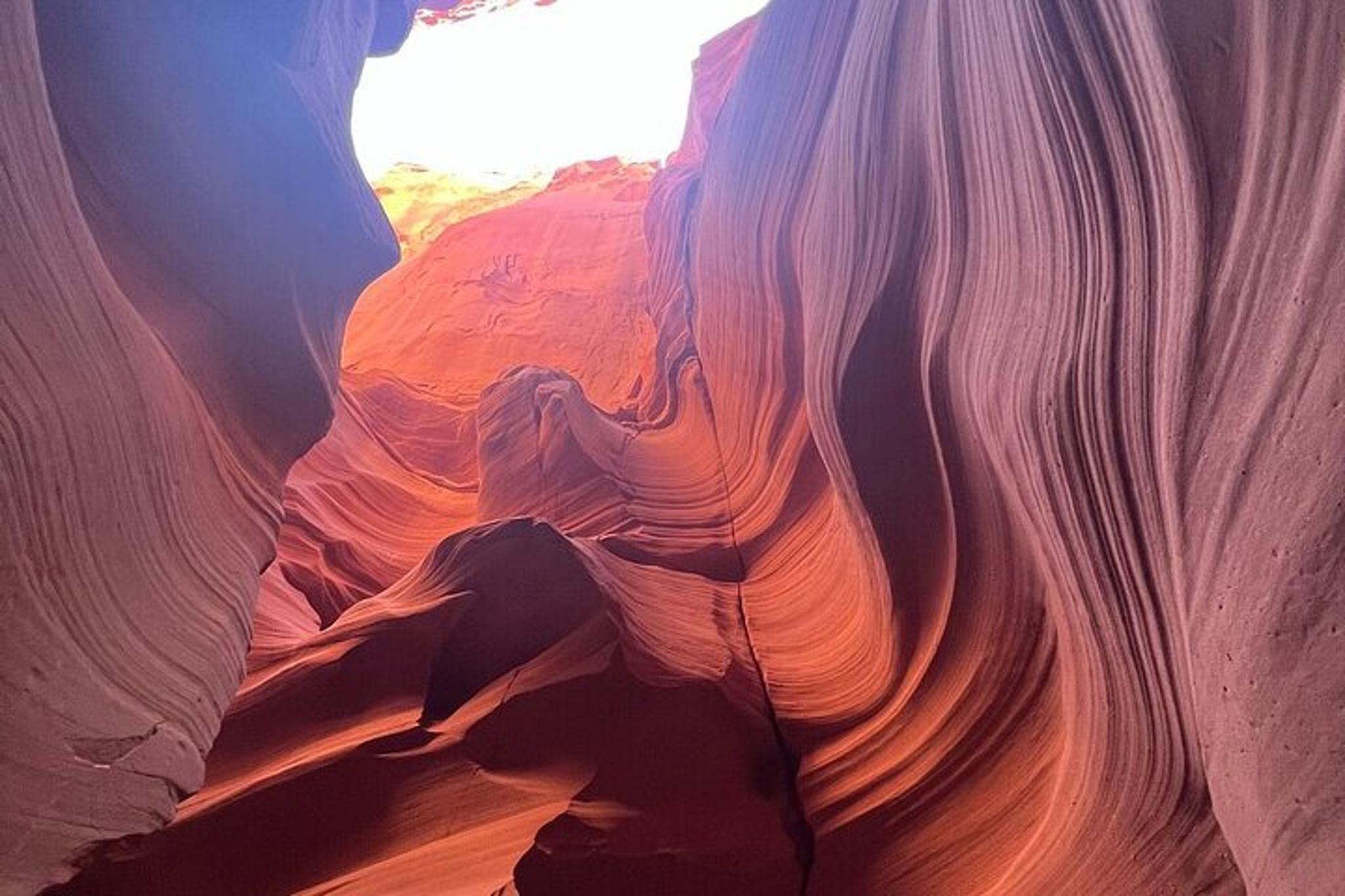 Las Vegas Antelope Canyon & Horseshoe Bend Tour - Image 2