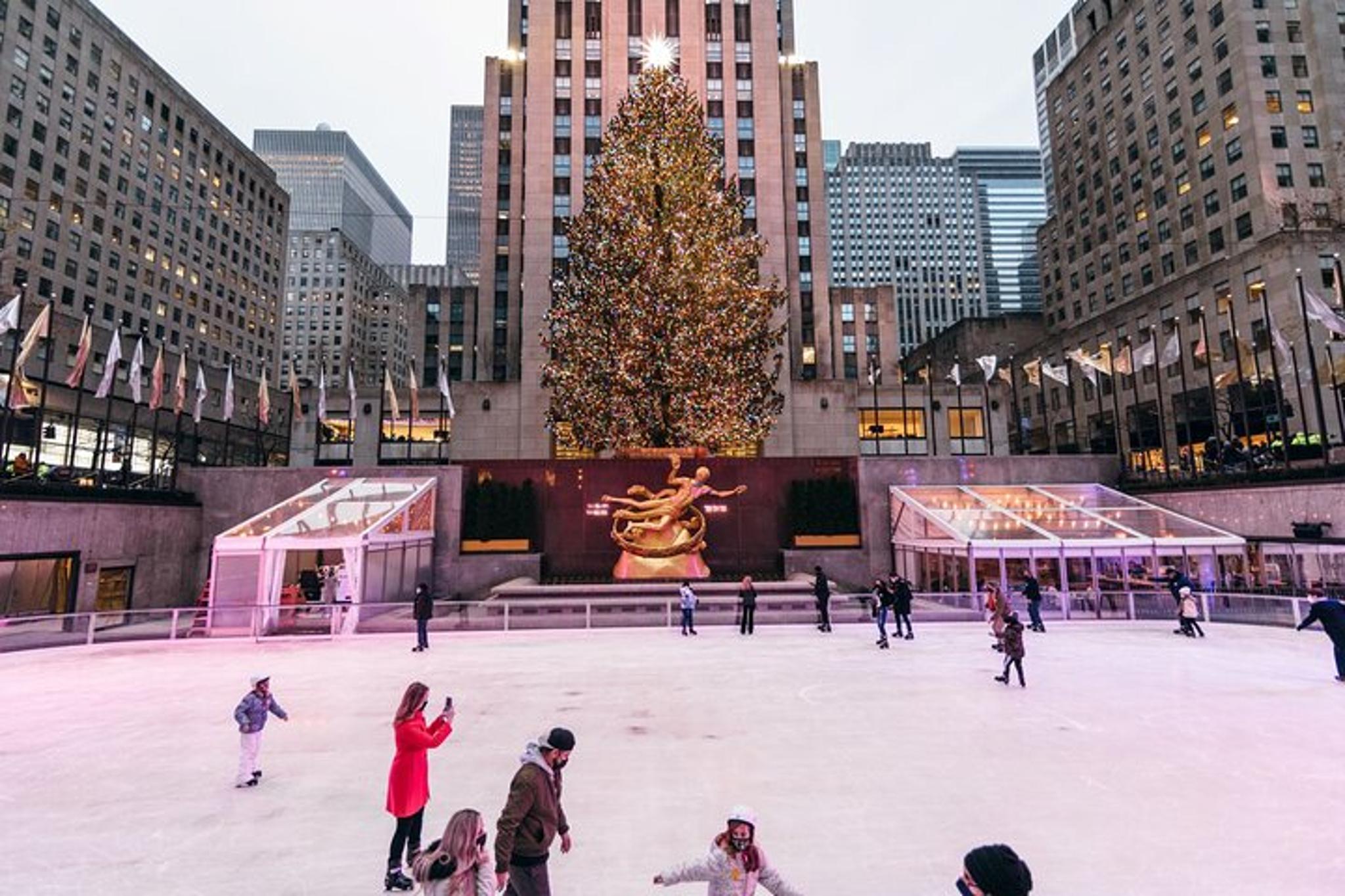 New York Ice Skating at Rockefeller Center - Image 4