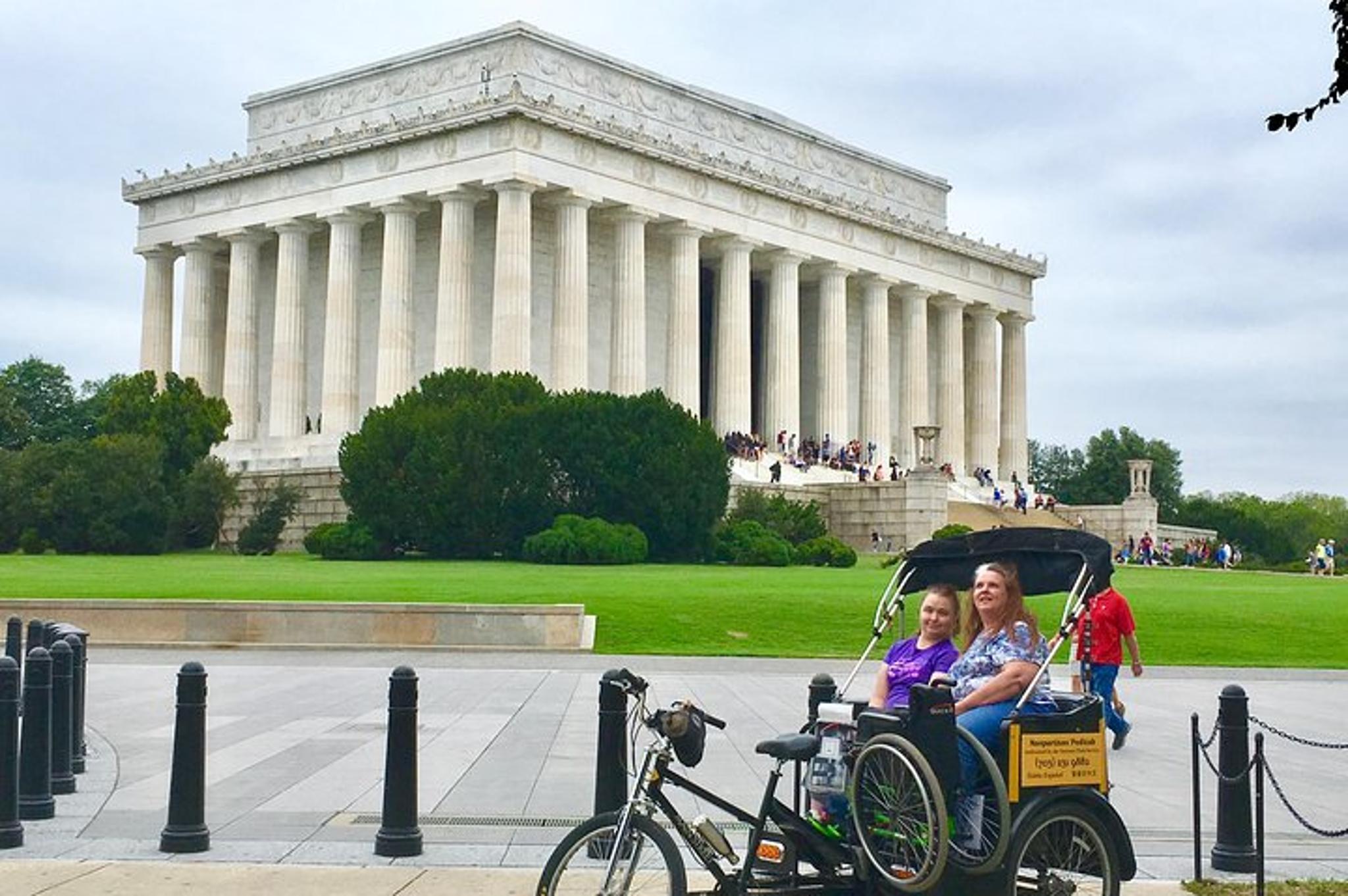 Washington DC Monuments and Memorials Tour - Image 5