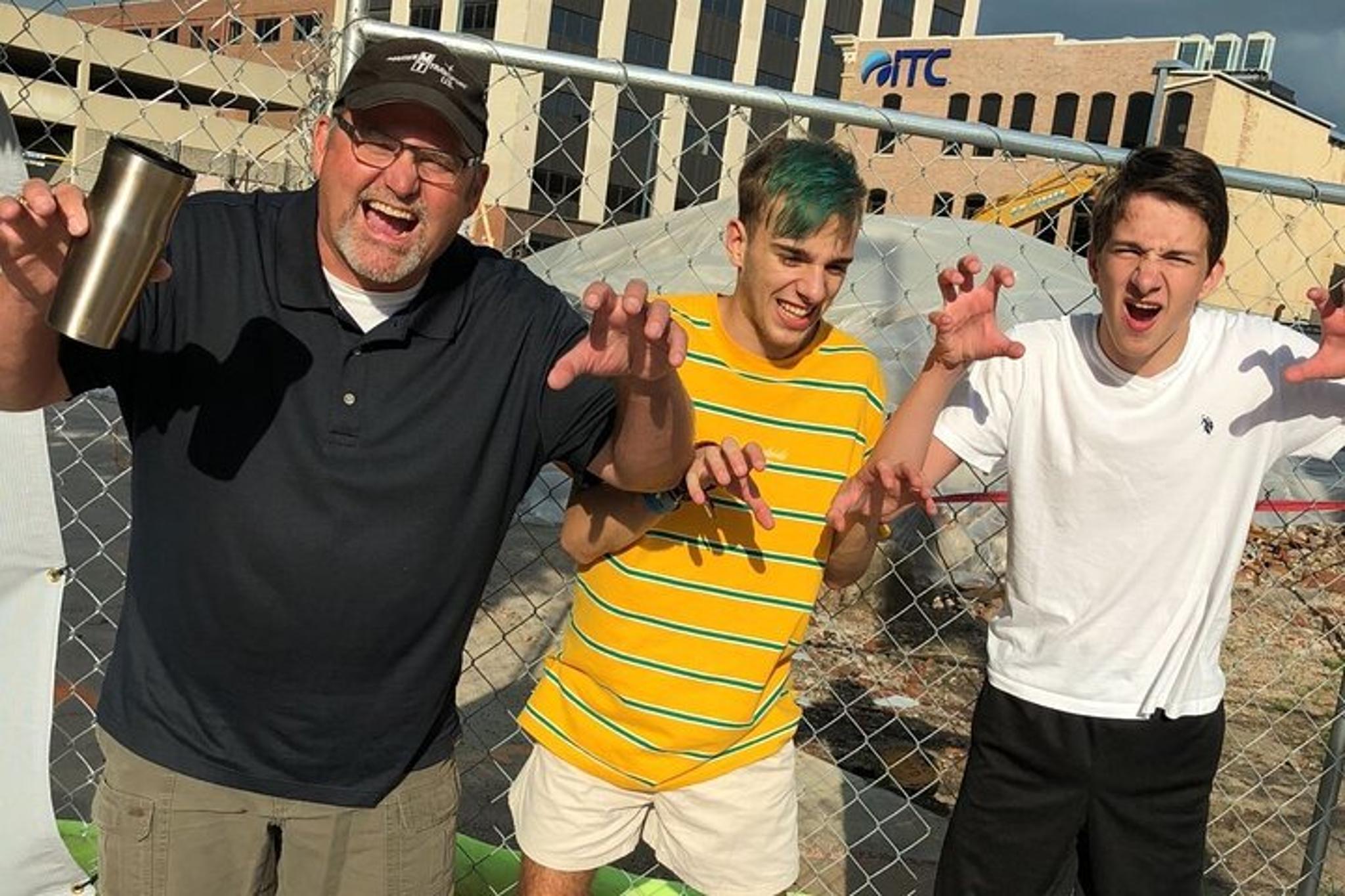 Chicago Scavenger Hunt by Zombie Scavengers - Image 5