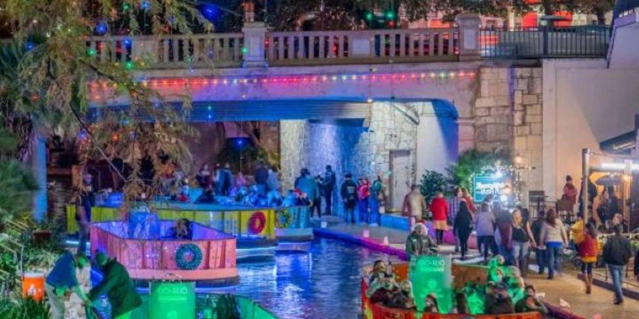 San Antonio Holiday Sights Trolley Tour - Image 5