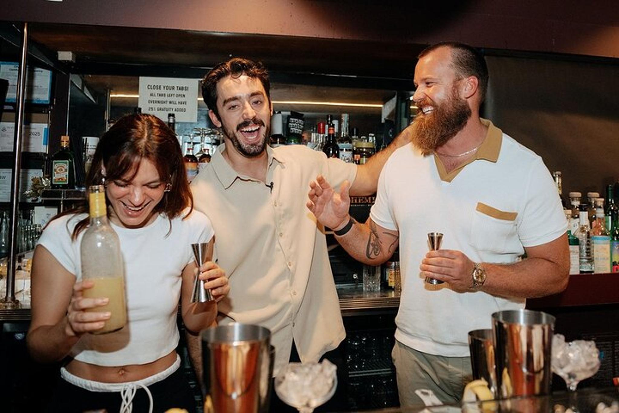 New Orleans Cocktail Making Class - Image 4