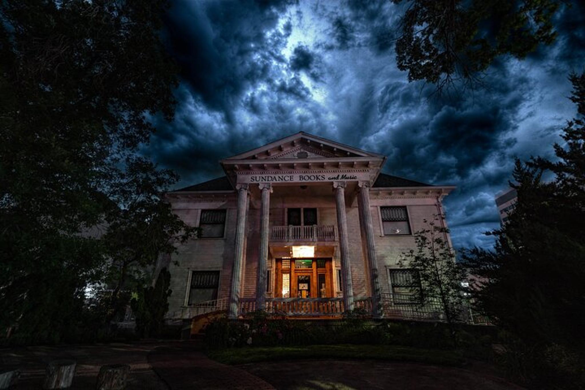 Reno Ghost Tour: Ruin, Revenge, & Reckoning 1 hr