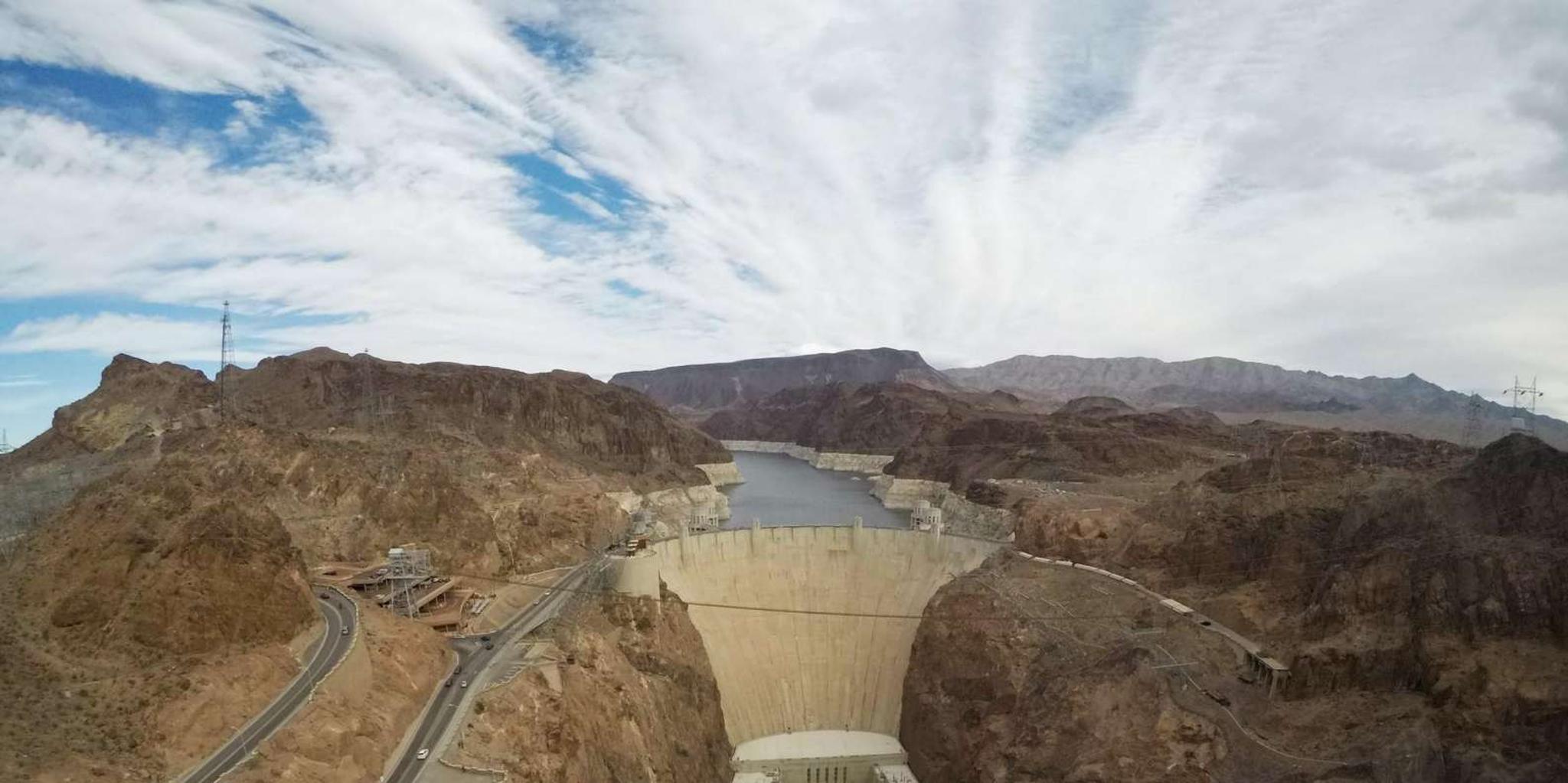 Las Vegas Hoover Dam Tour with Power Plant and Bridge - Image 6