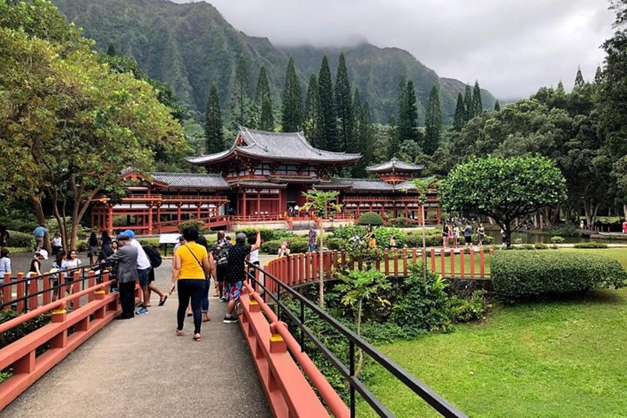 Oahu Circle Island Tour with Byodo-In Temple - Image 2