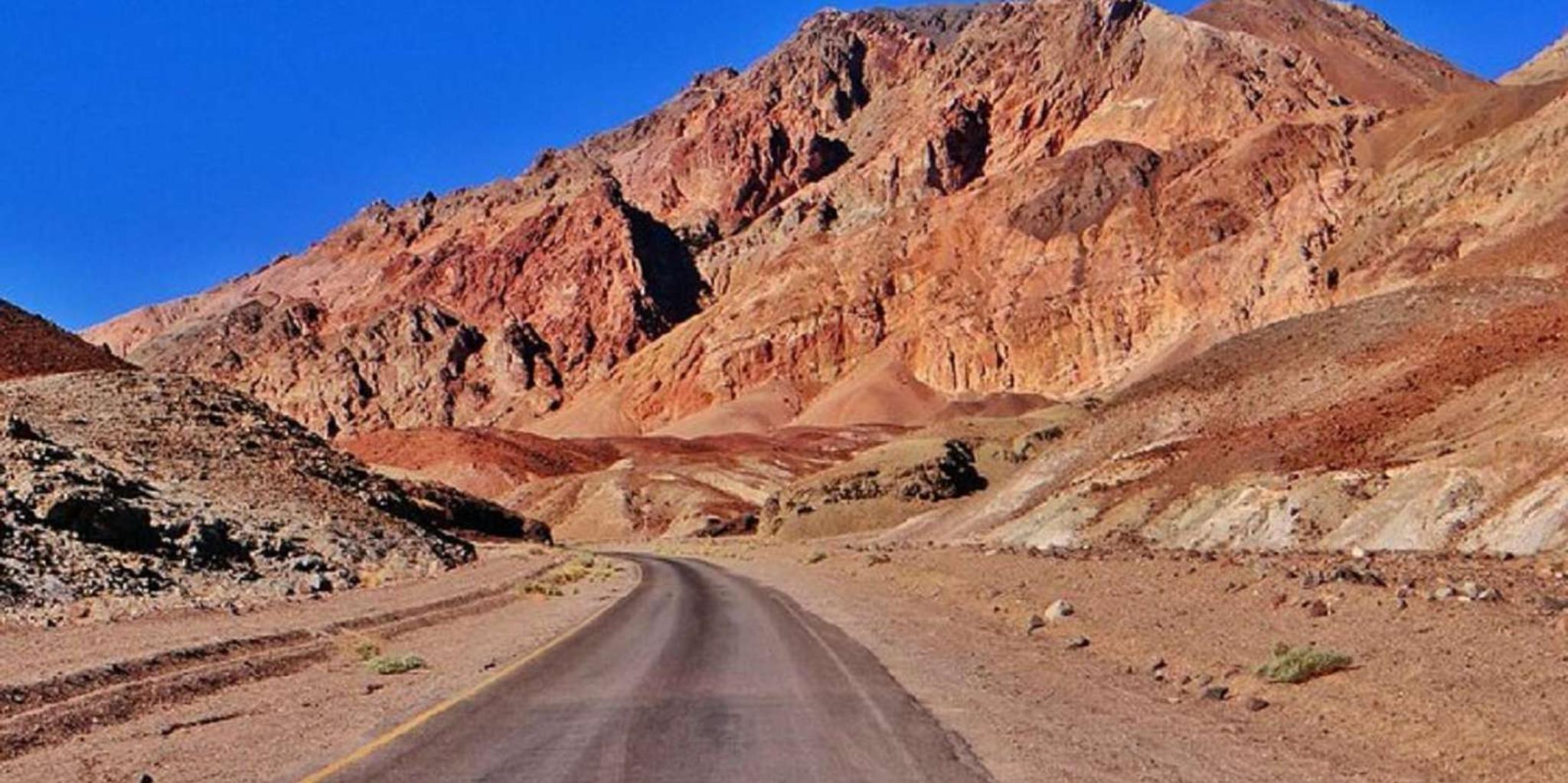 Las Vegas Death Valley Ghost Town Day Tour - Image 3