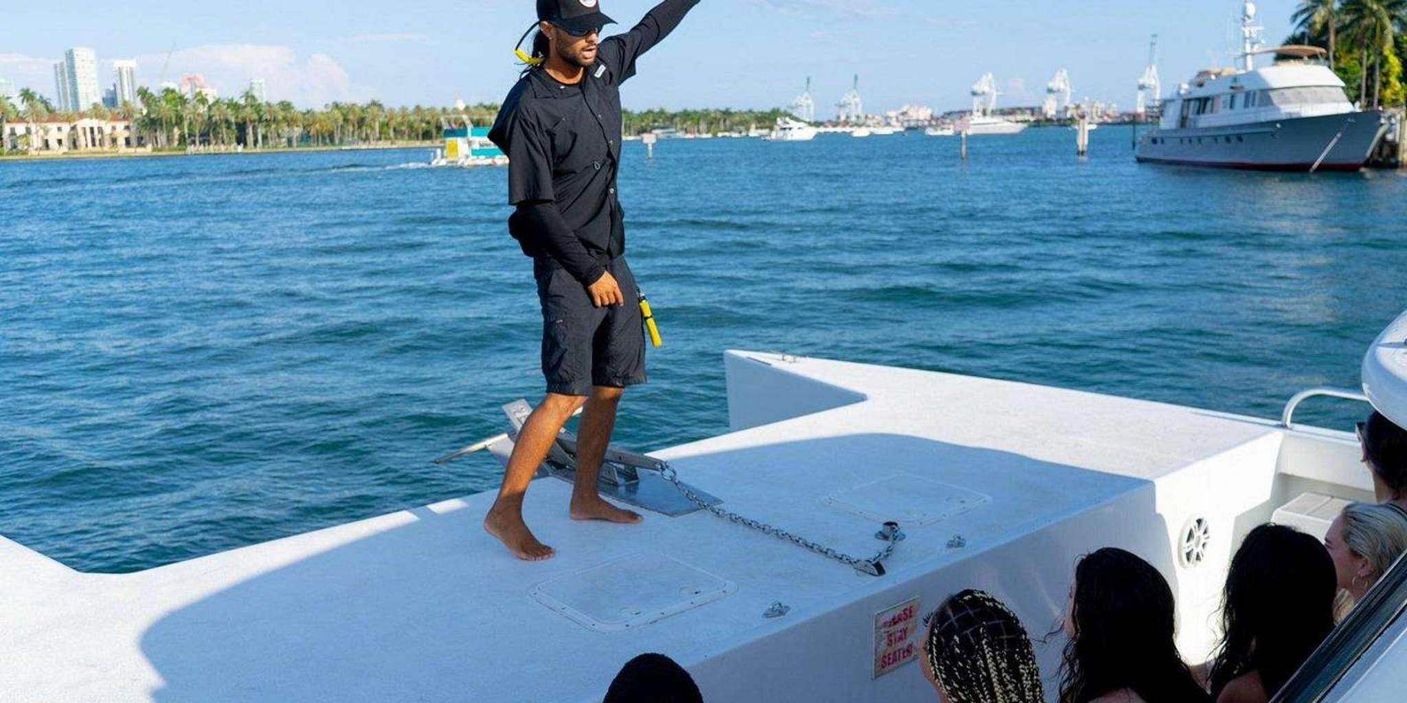 Miami Party Boat with Jet Ski and Open Bar - Image 4