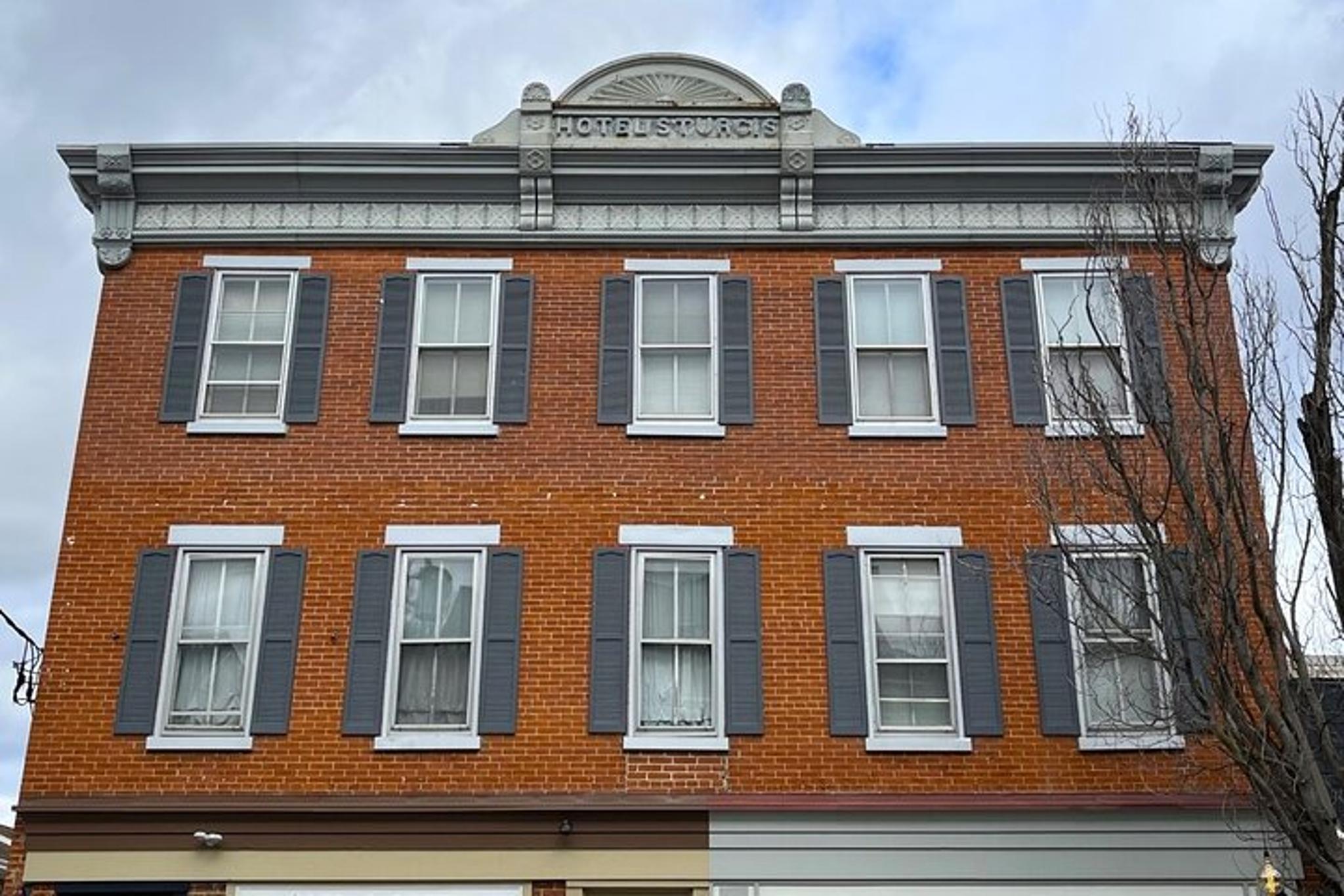 Lititz Whiskey and History Tour - Image 5