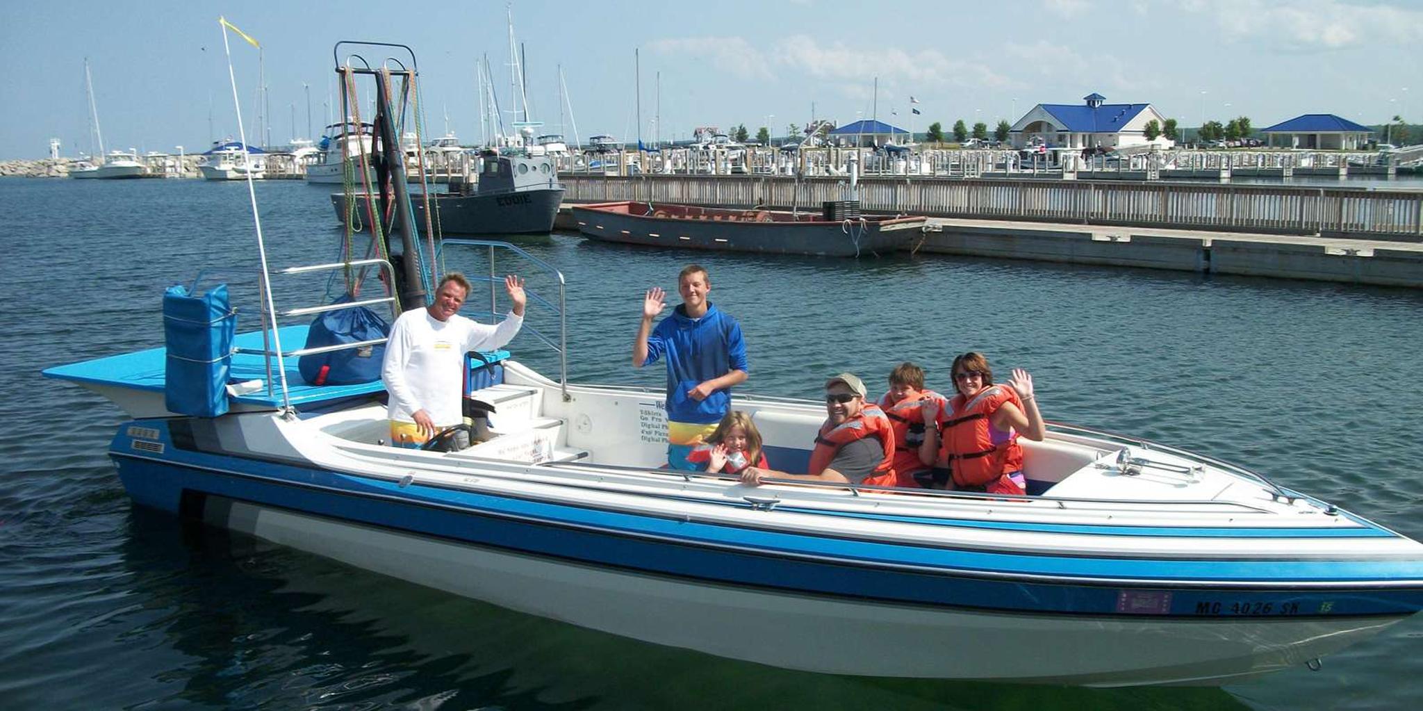 Mackinaw City Parasailing Adventure - Image 6