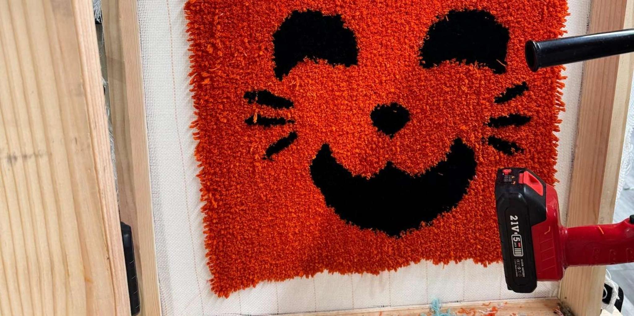 Philadelphia Rug Tufting Workshop - Image 4