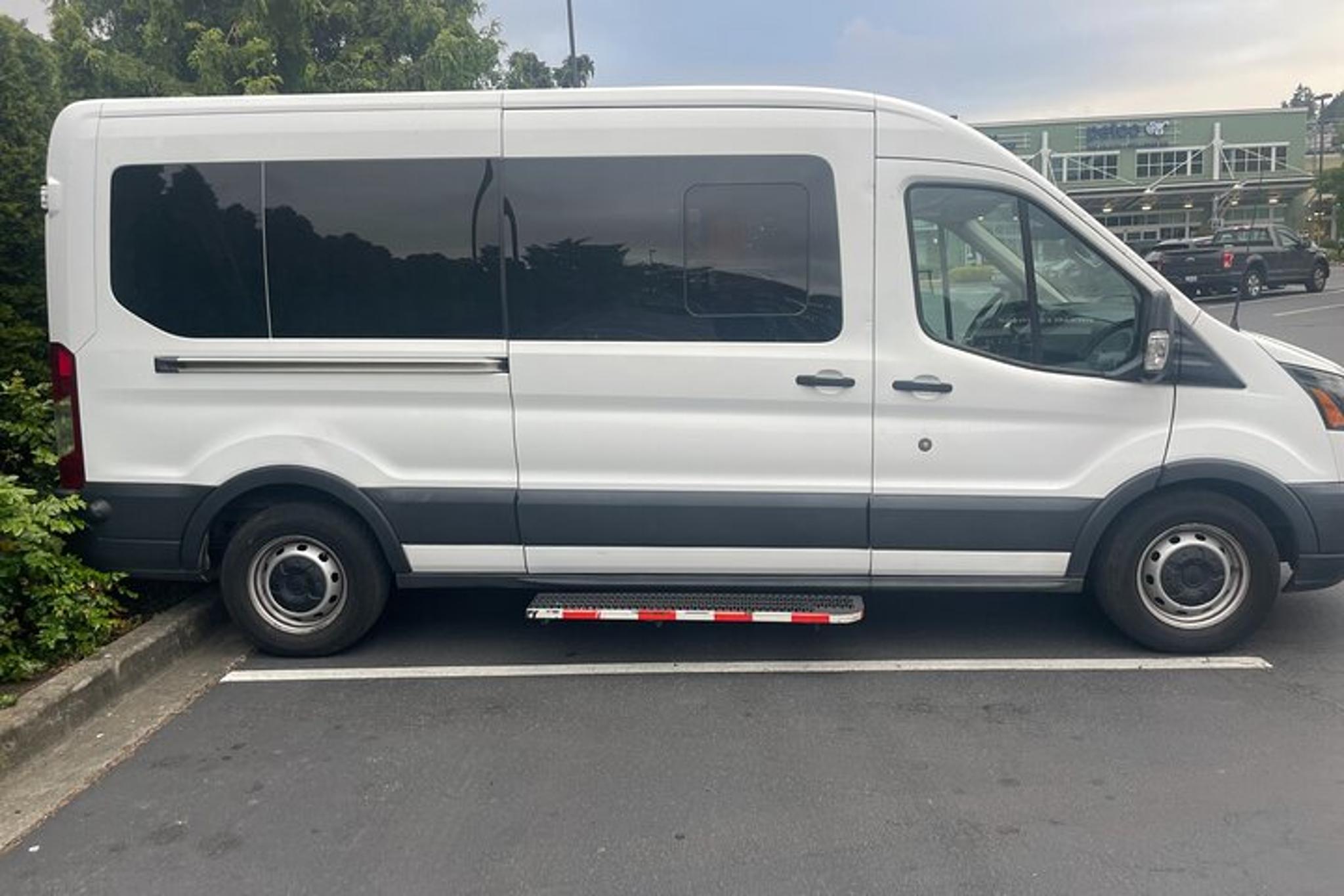 Seattle Shuttle Ride - Image 4