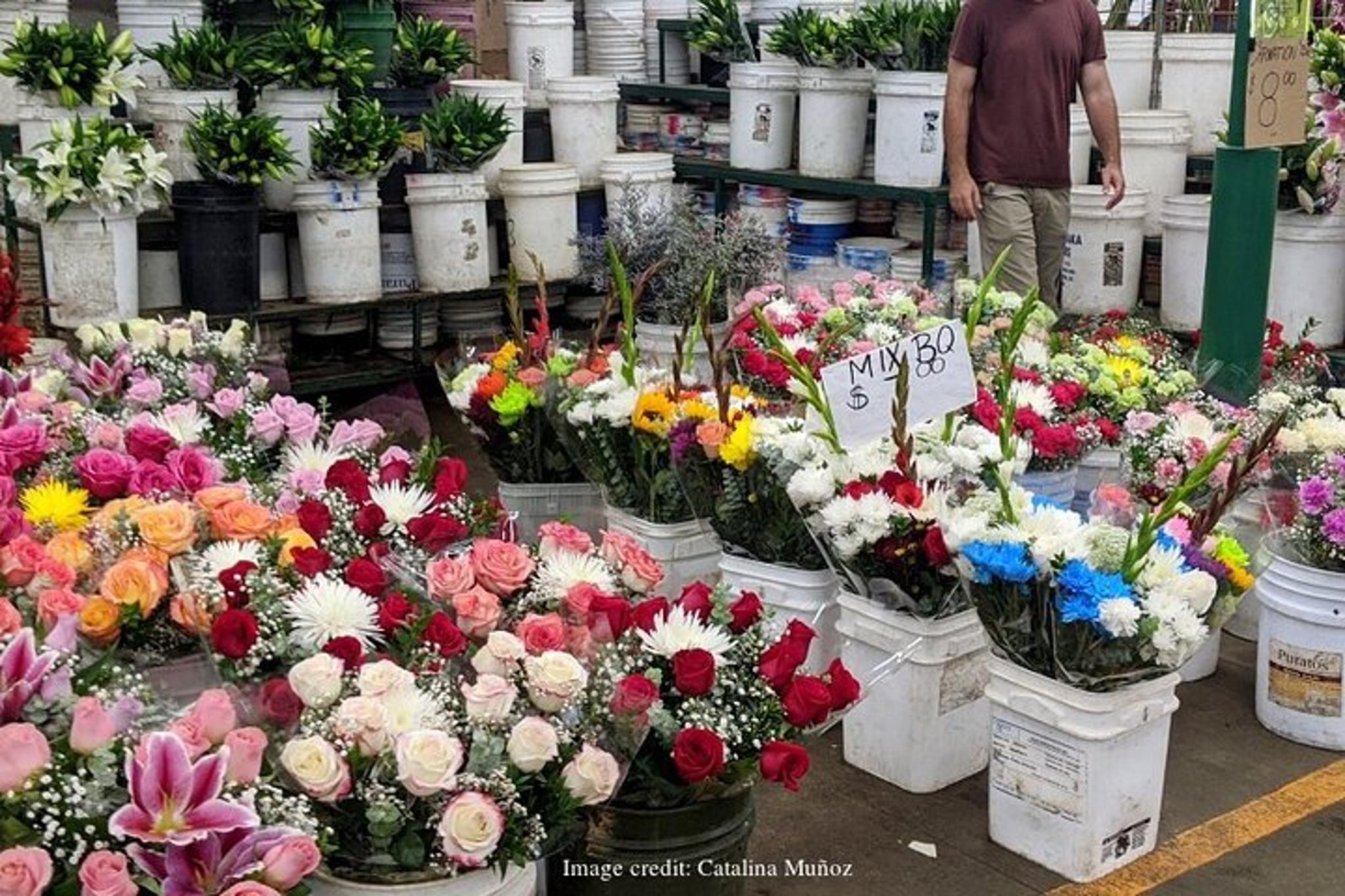 Los Angeles Fashion & Flower District Walking Tour - Image 5