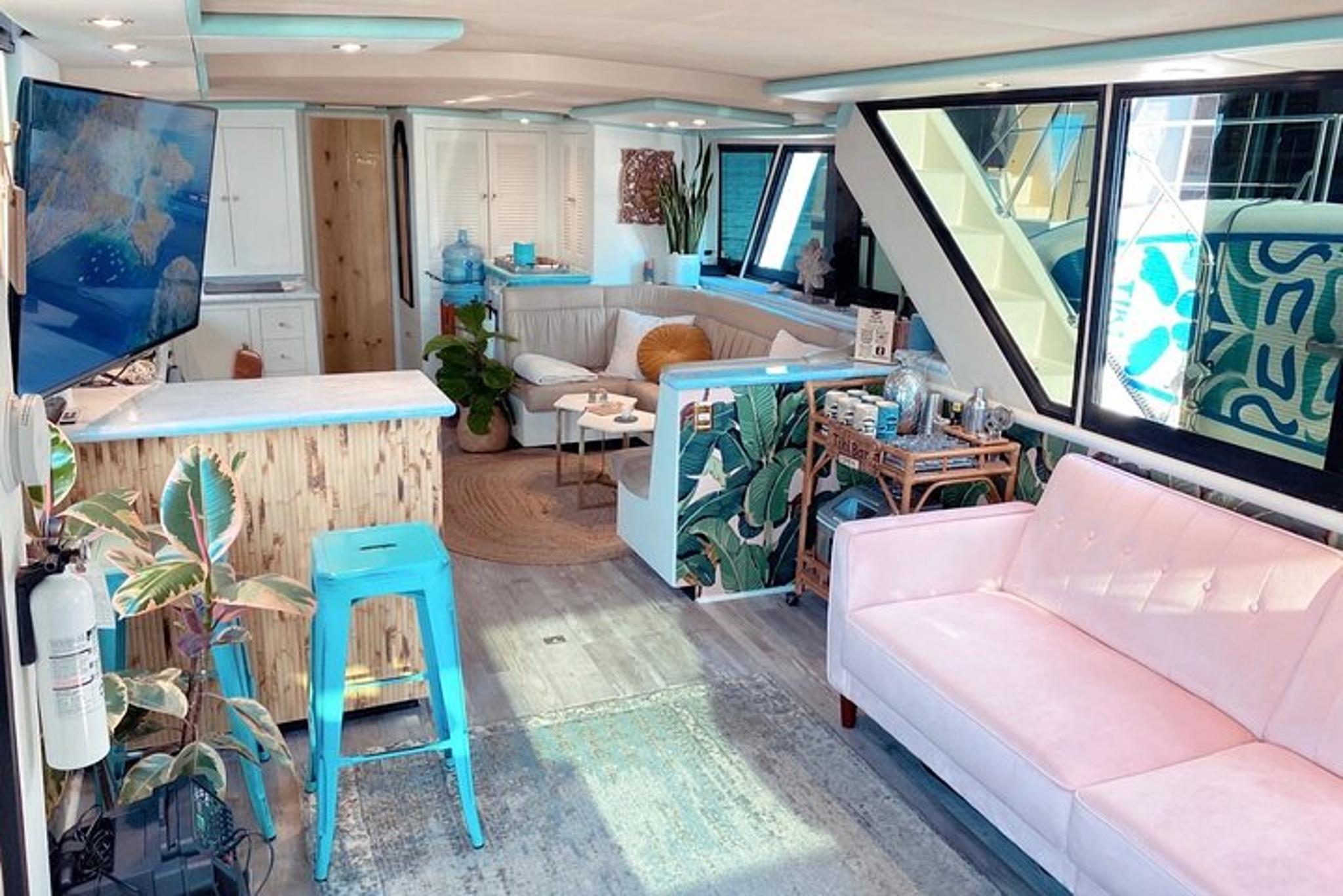 Santa Monica Bay Private Island Boat Tour - Image 1