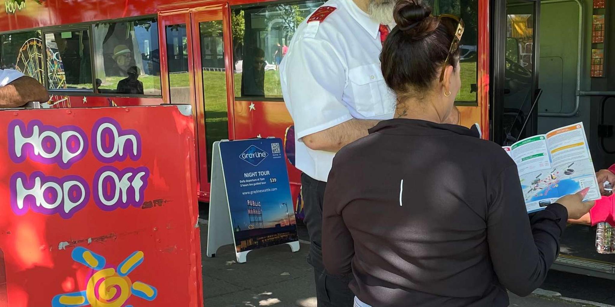 Seattle City Sightseeing Hop-On Hop-Off Bus Tour - Image 3