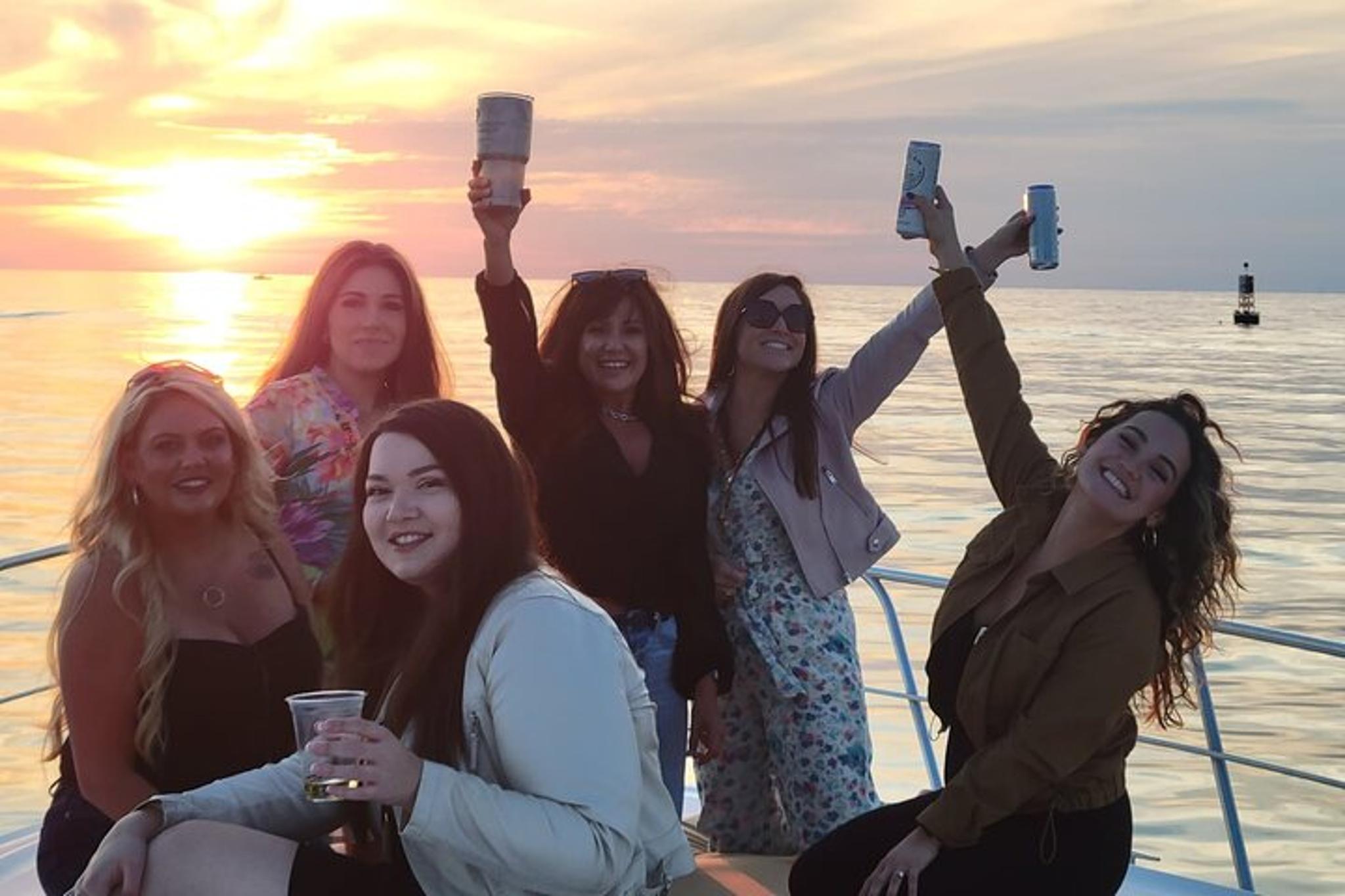 Destin Happy Hour Cruise 4 hr - Image 4