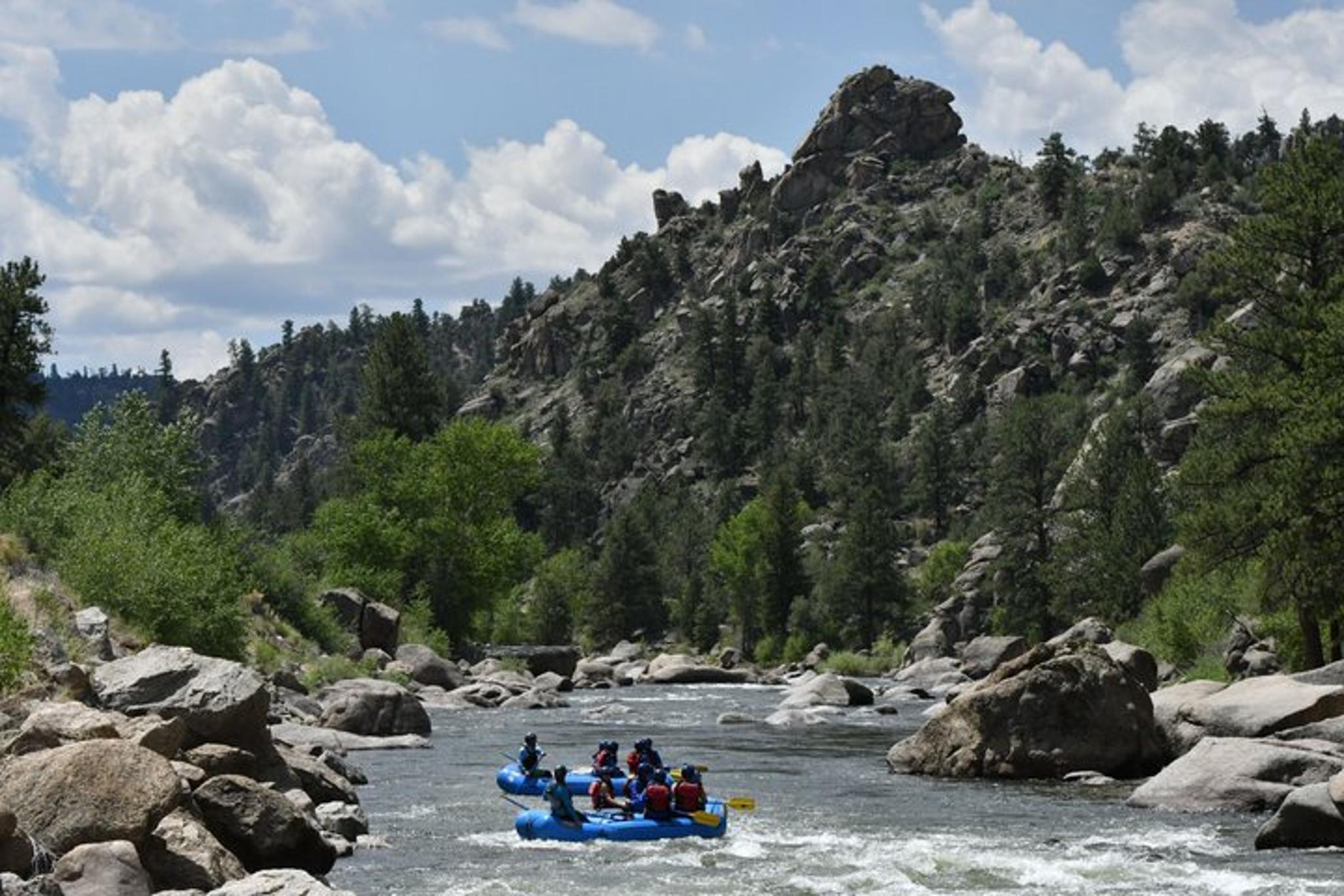 Browns Canyon Rafting Trip - Image 4