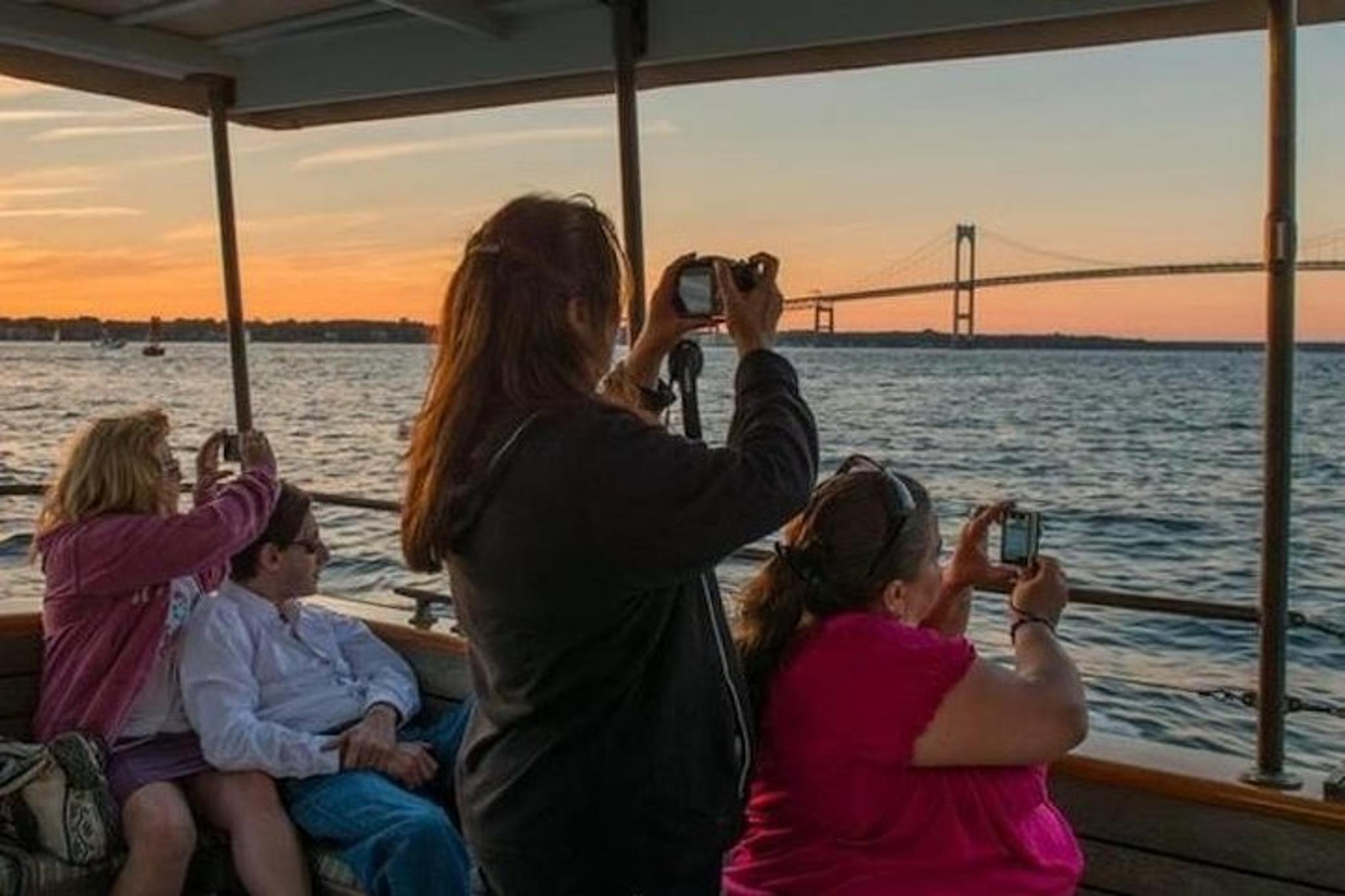 Newport Sunset Cruise with Gansett Cruises - Image 4