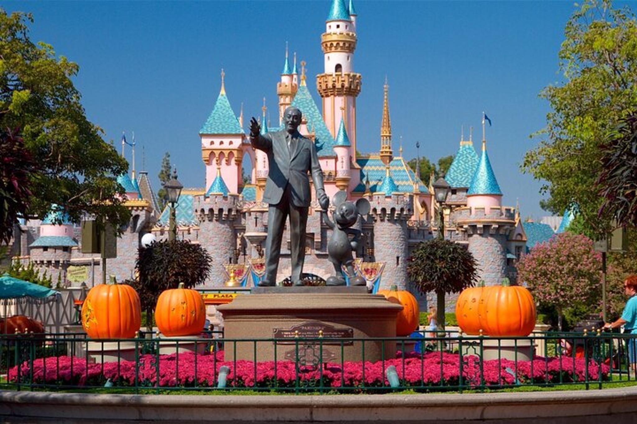 Los Angeles Airport Transfer to Long Beach - Image 2