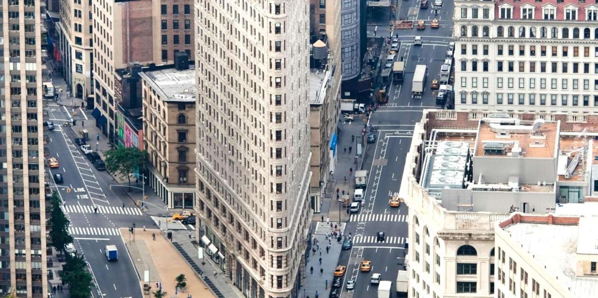 New York Fashion Shopping Tour with a Stylist - Image 2