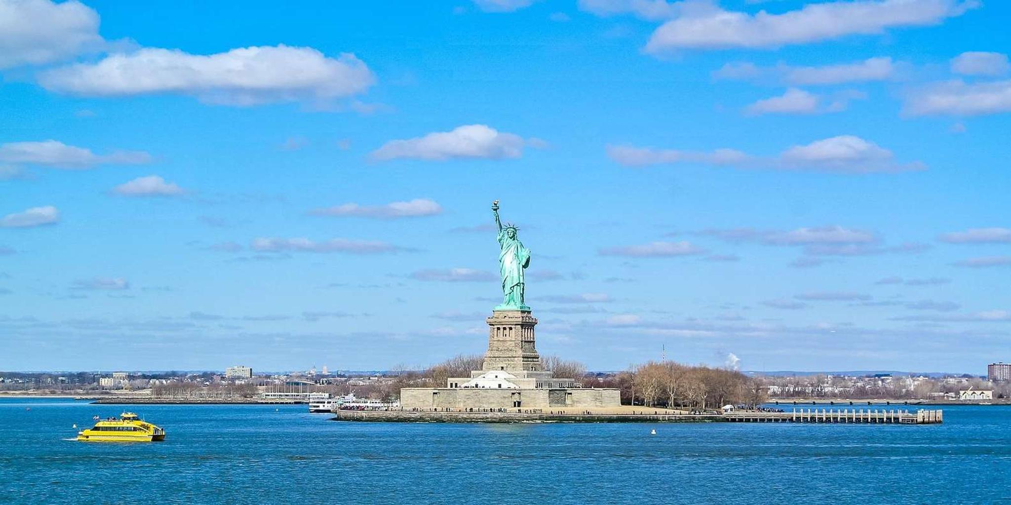 New York Statue of Liberty Tour with Pedestal Access - Image 6
